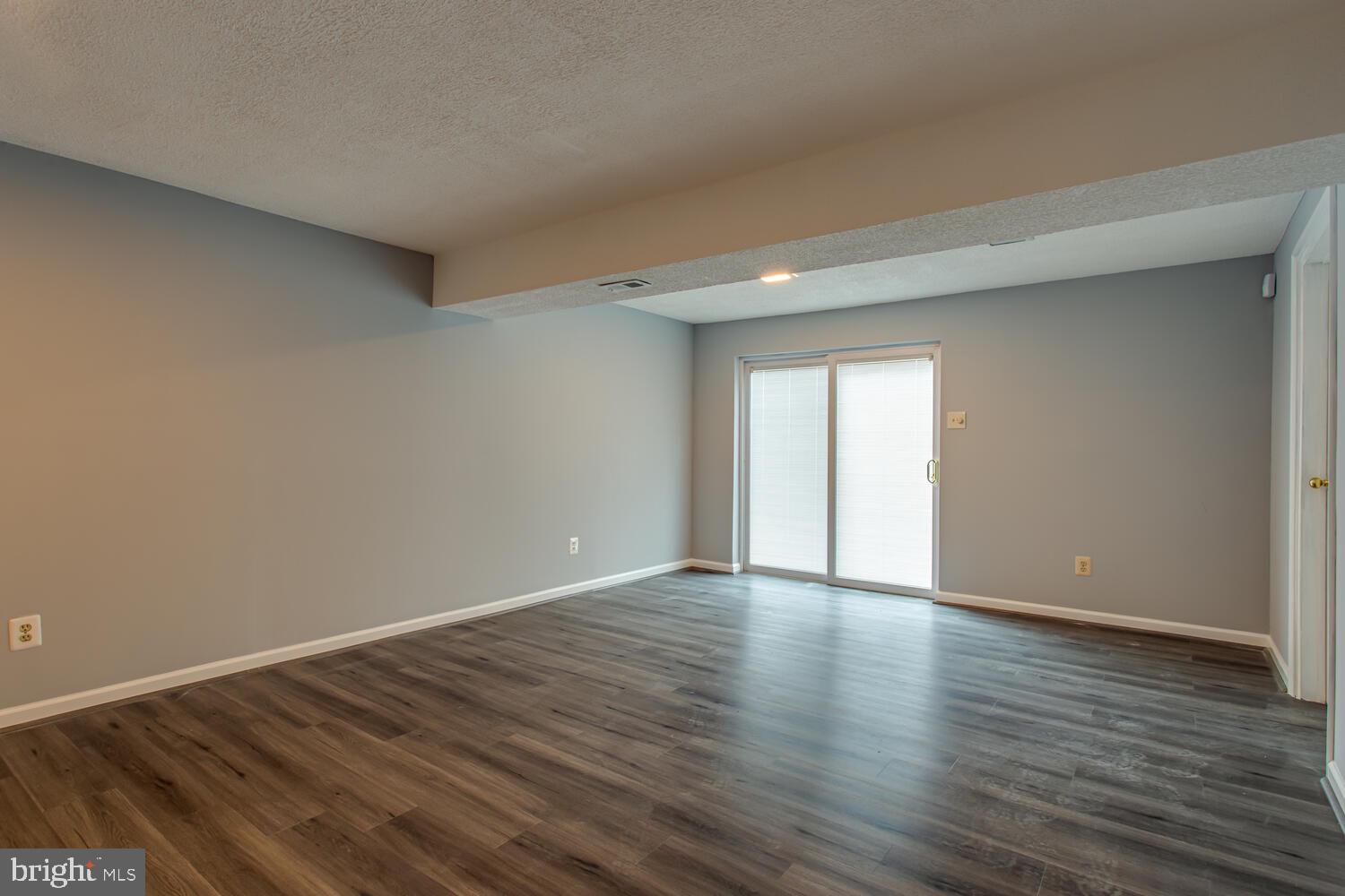 NEW ORCHARD ESTATES - Residential