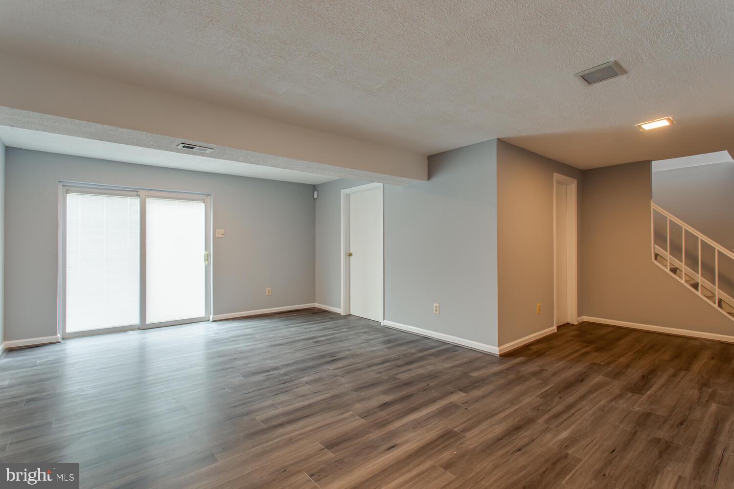 NEW ORCHARD ESTATES - Residential