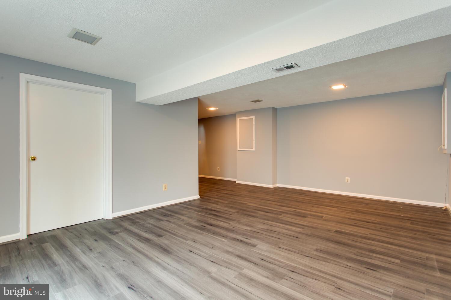 NEW ORCHARD ESTATES - Residential