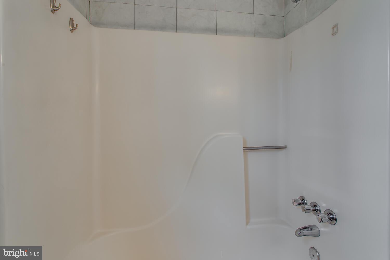 NEW ORCHARD ESTATES - Residential