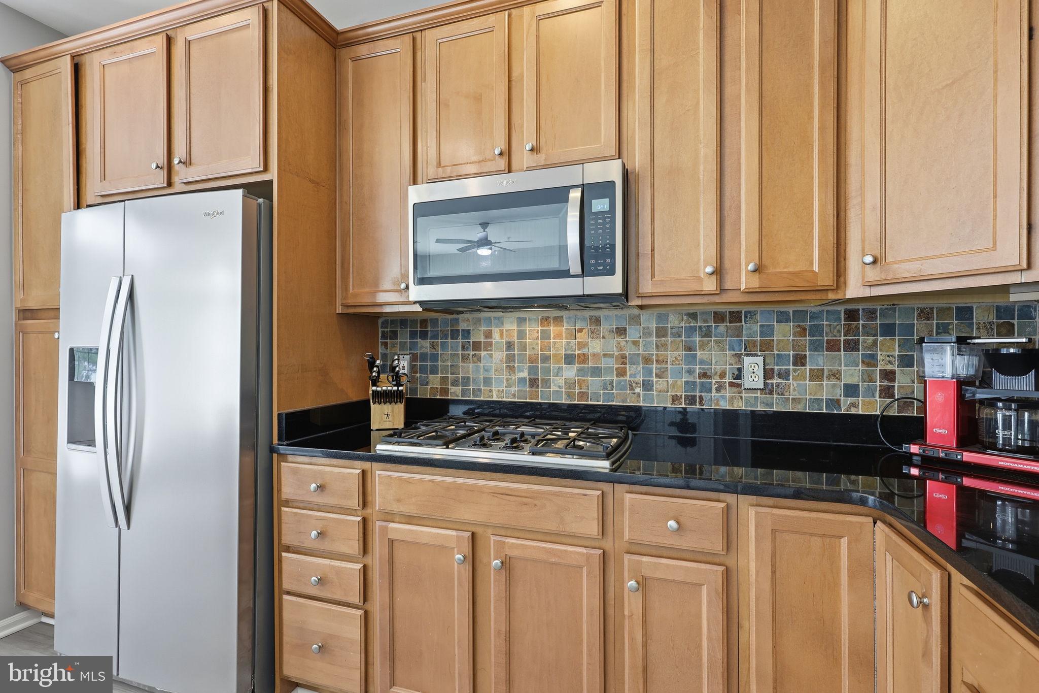 THE TOWNES CONDOMINIUM - Residential