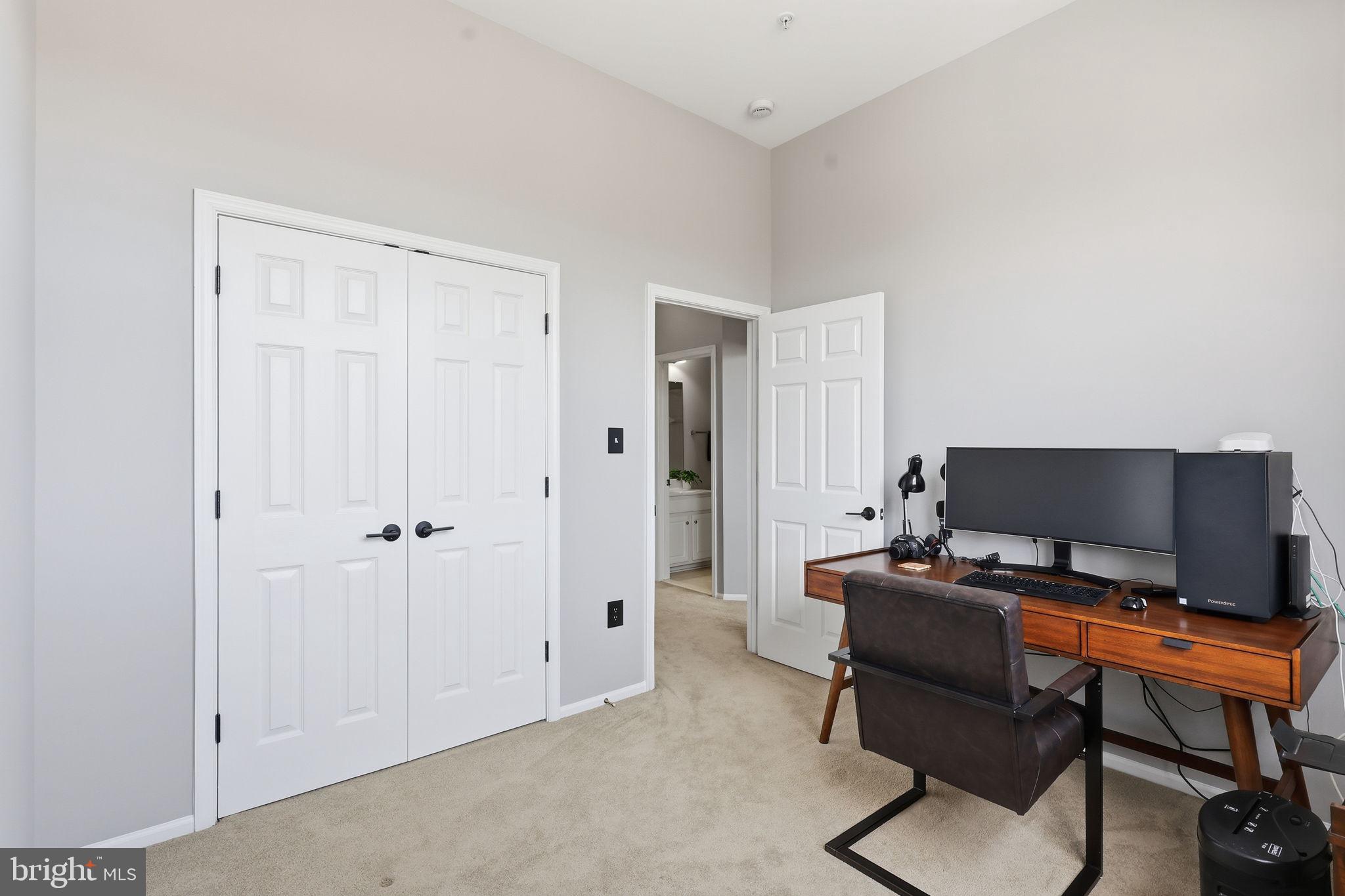 THE TOWNES CONDOMINIUM - Residential