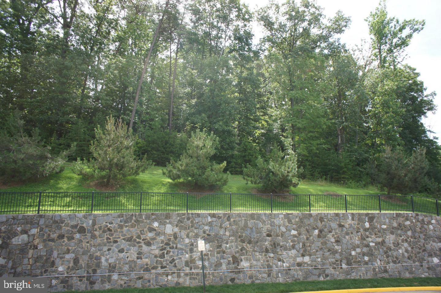 THE TOWNES CONDOMINIUM - Residential