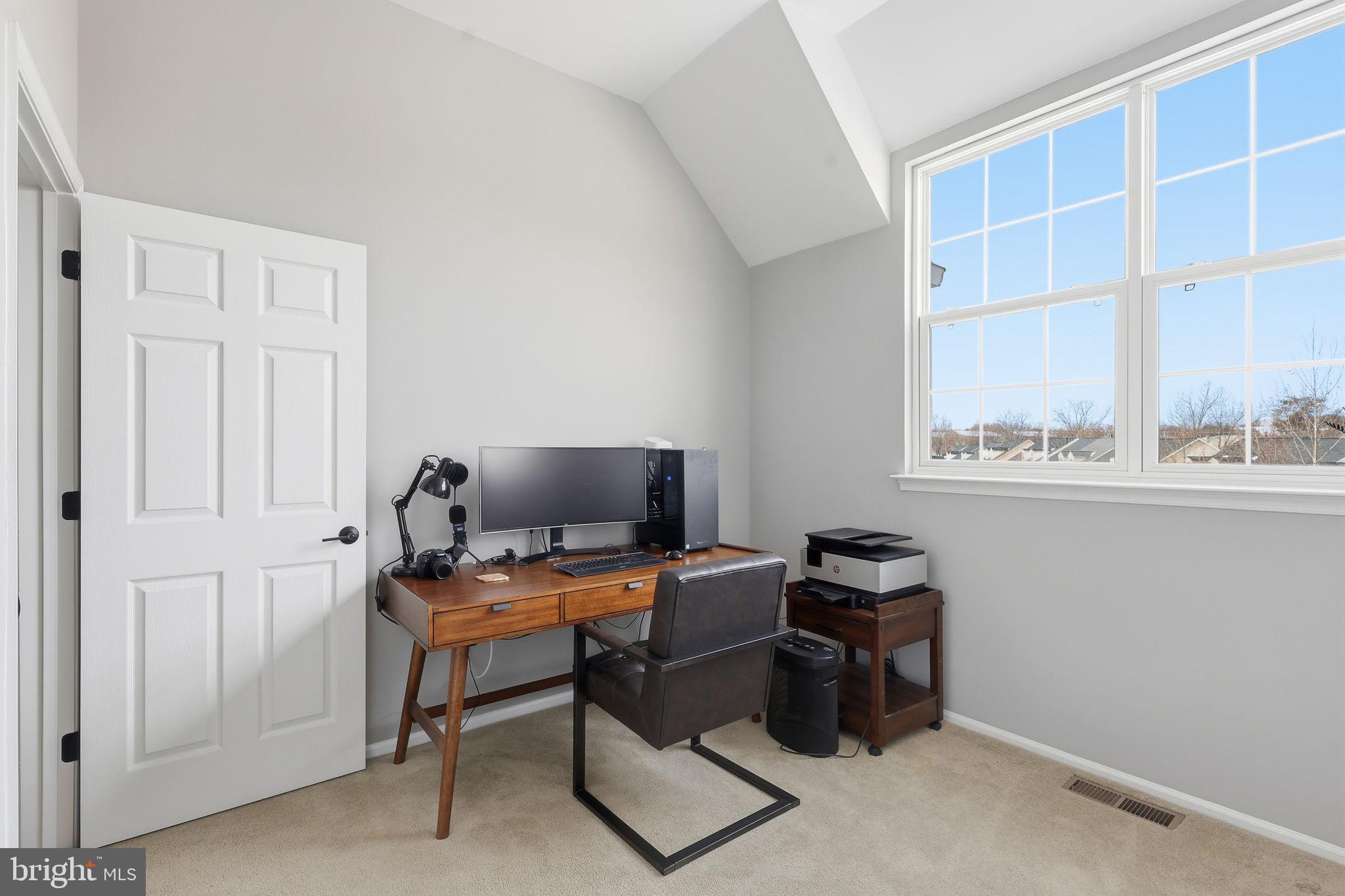 THE TOWNES CONDOMINIUM - Residential