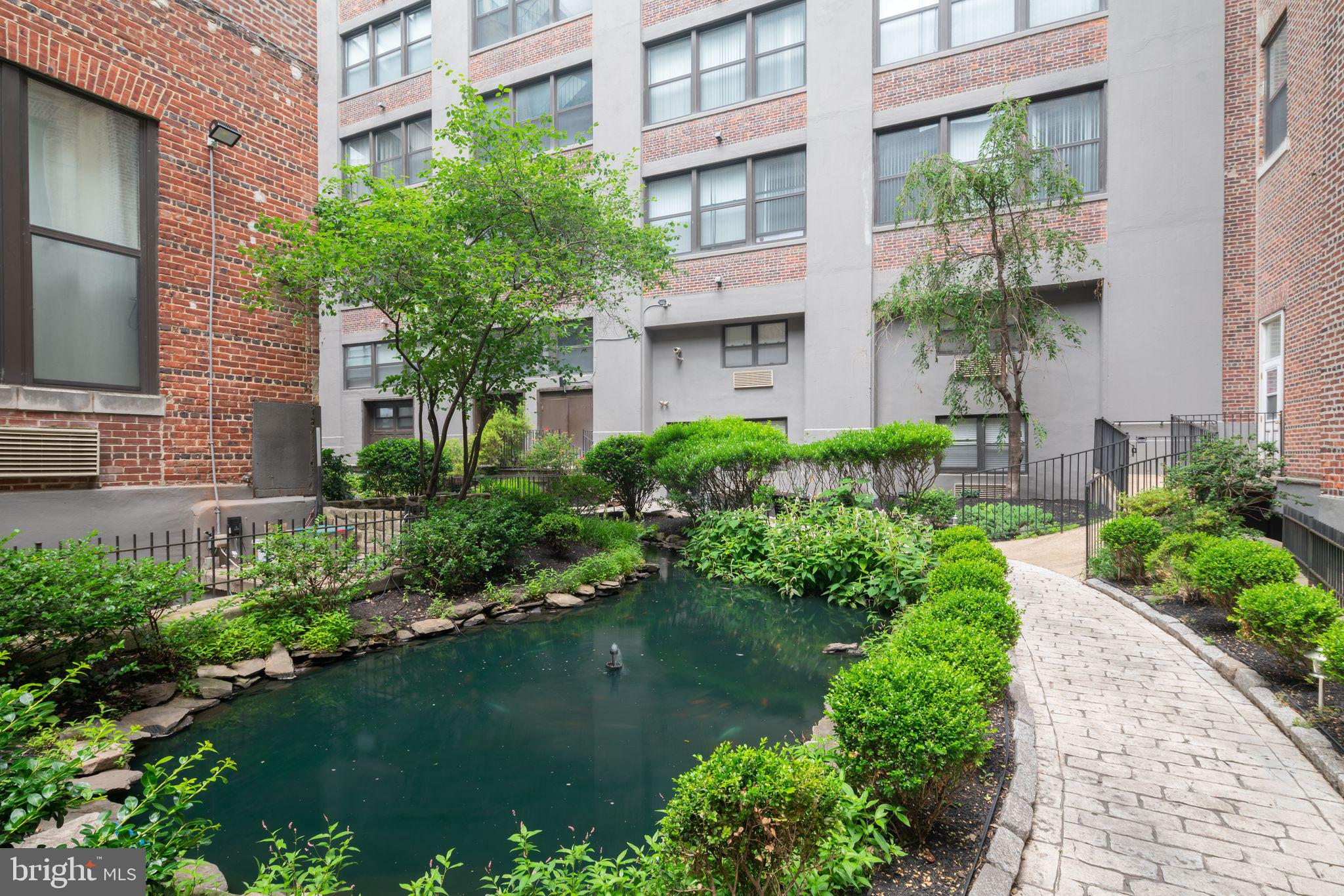 AVENUE OF THE ARTS - Residential