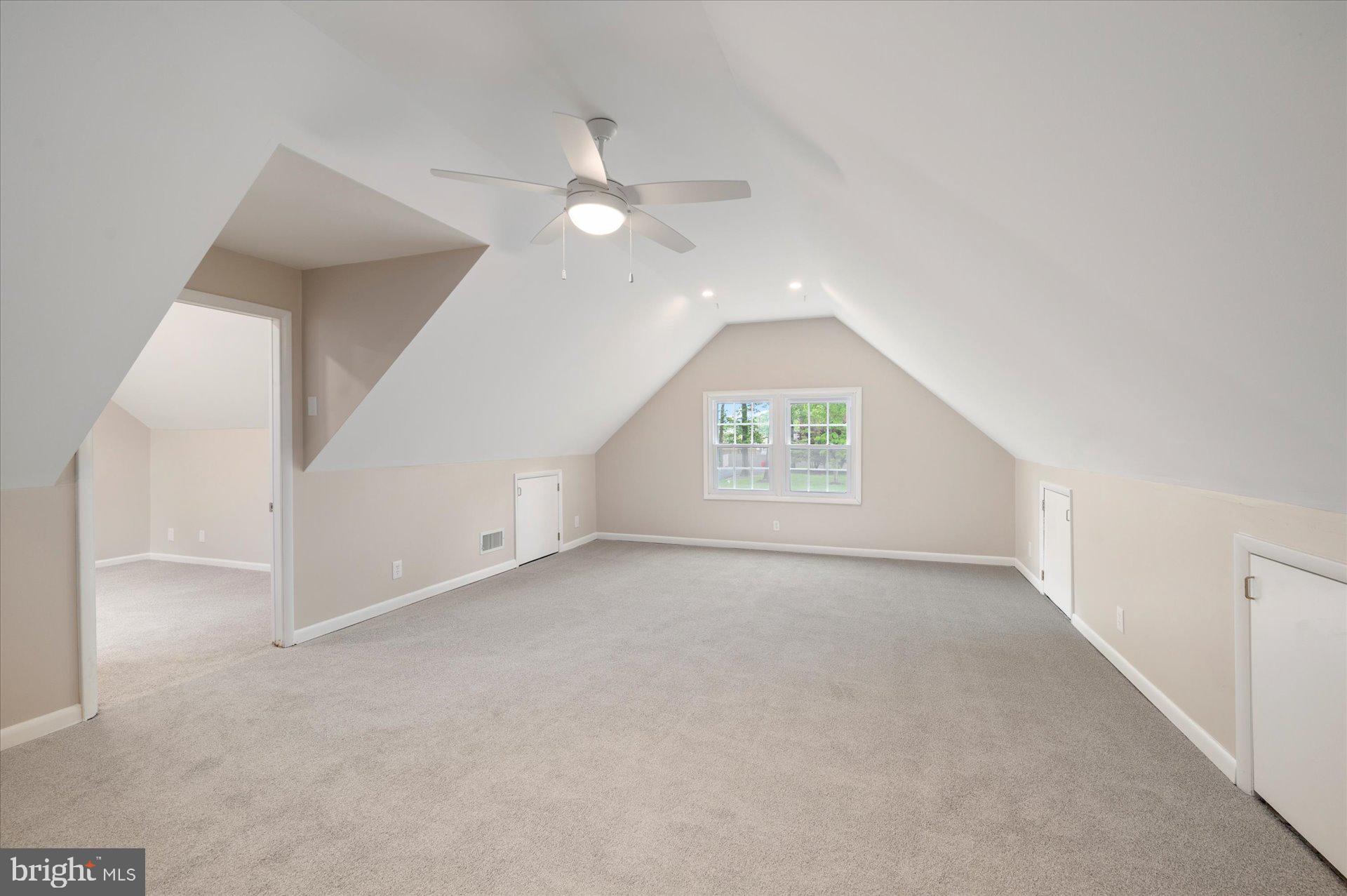 NOTTINGHAM WOODS - Residential