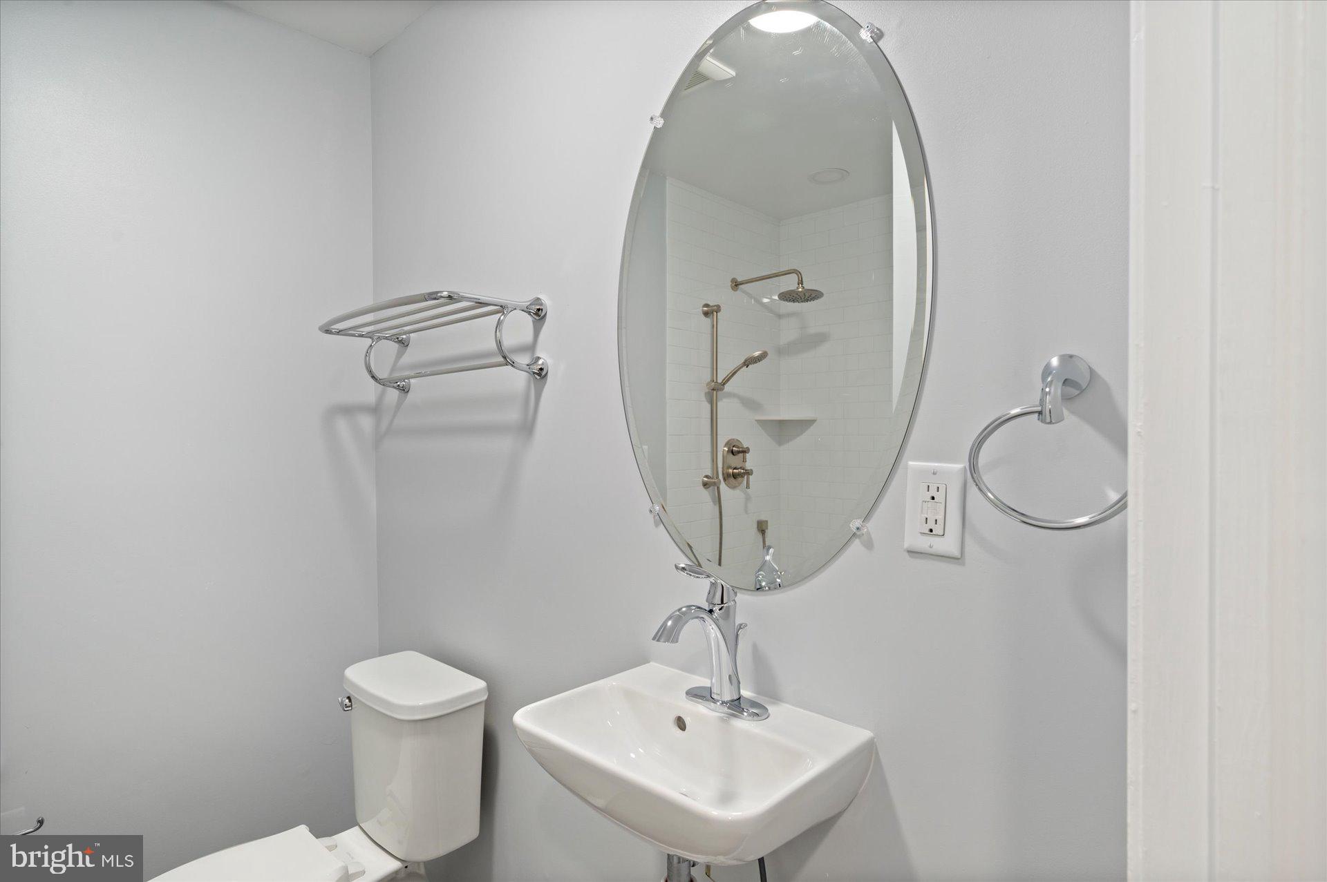 NOTTINGHAM WOODS - Residential