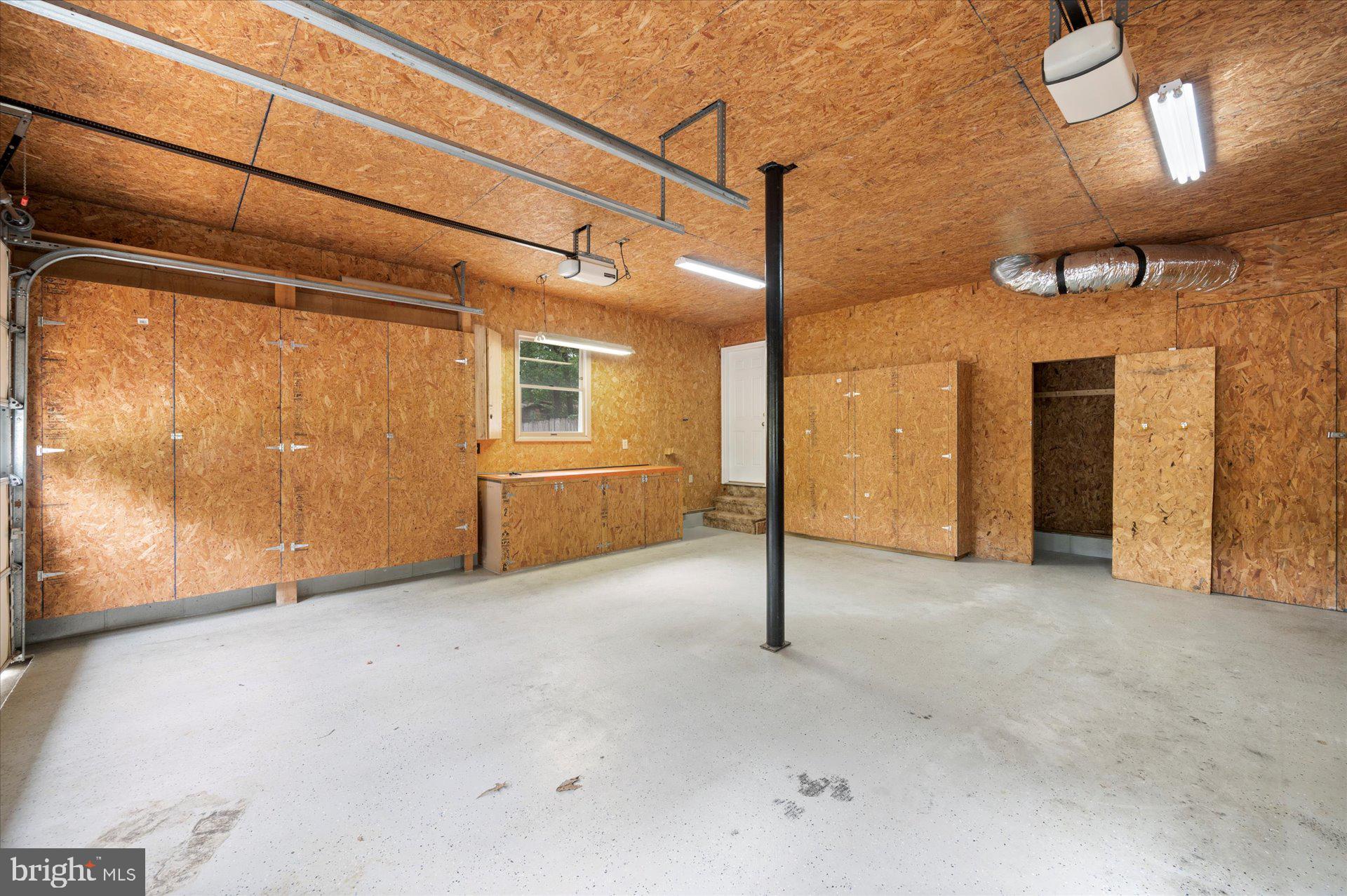 NOTTINGHAM WOODS - Residential