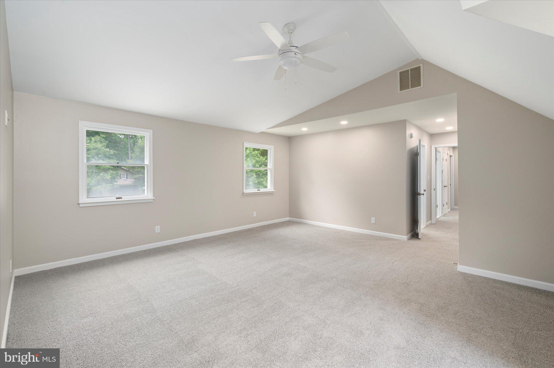 NOTTINGHAM WOODS - Residential