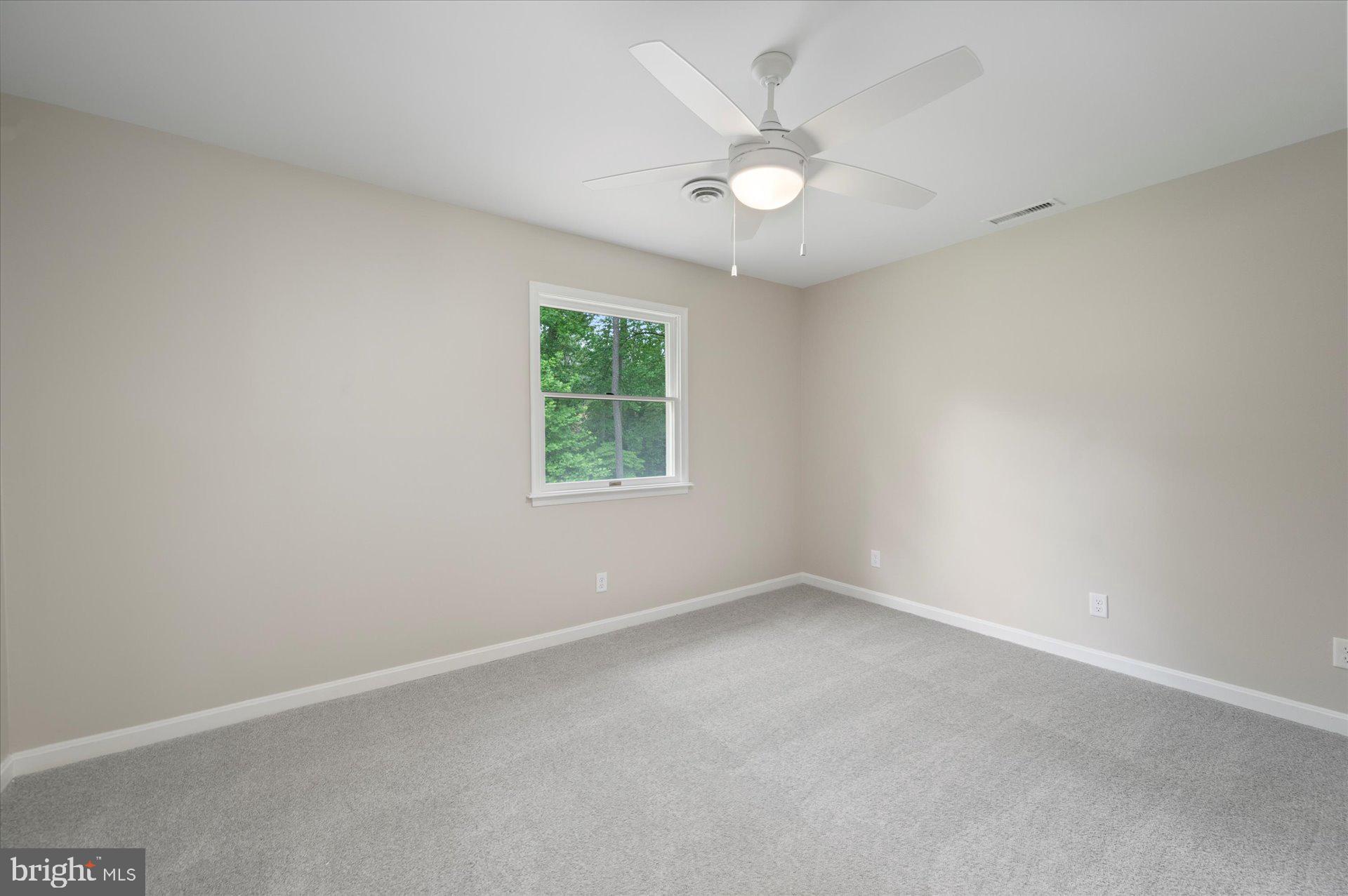 NOTTINGHAM WOODS - Residential