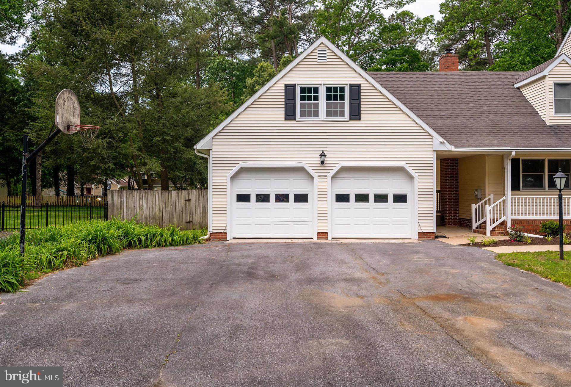 NOTTINGHAM WOODS - Residential