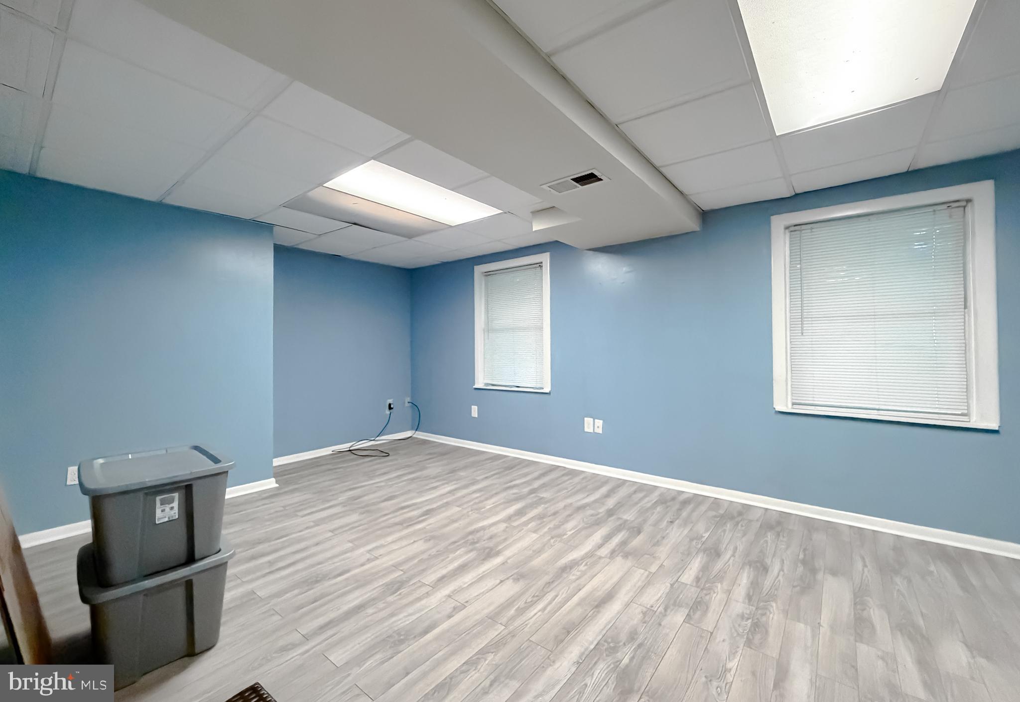 TWIN COVE - Residential