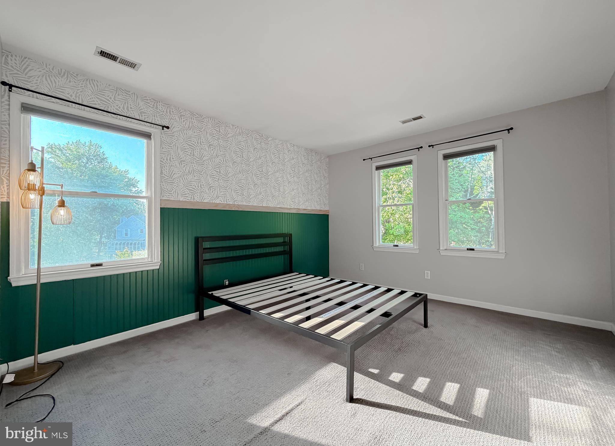 TWIN COVE - Residential