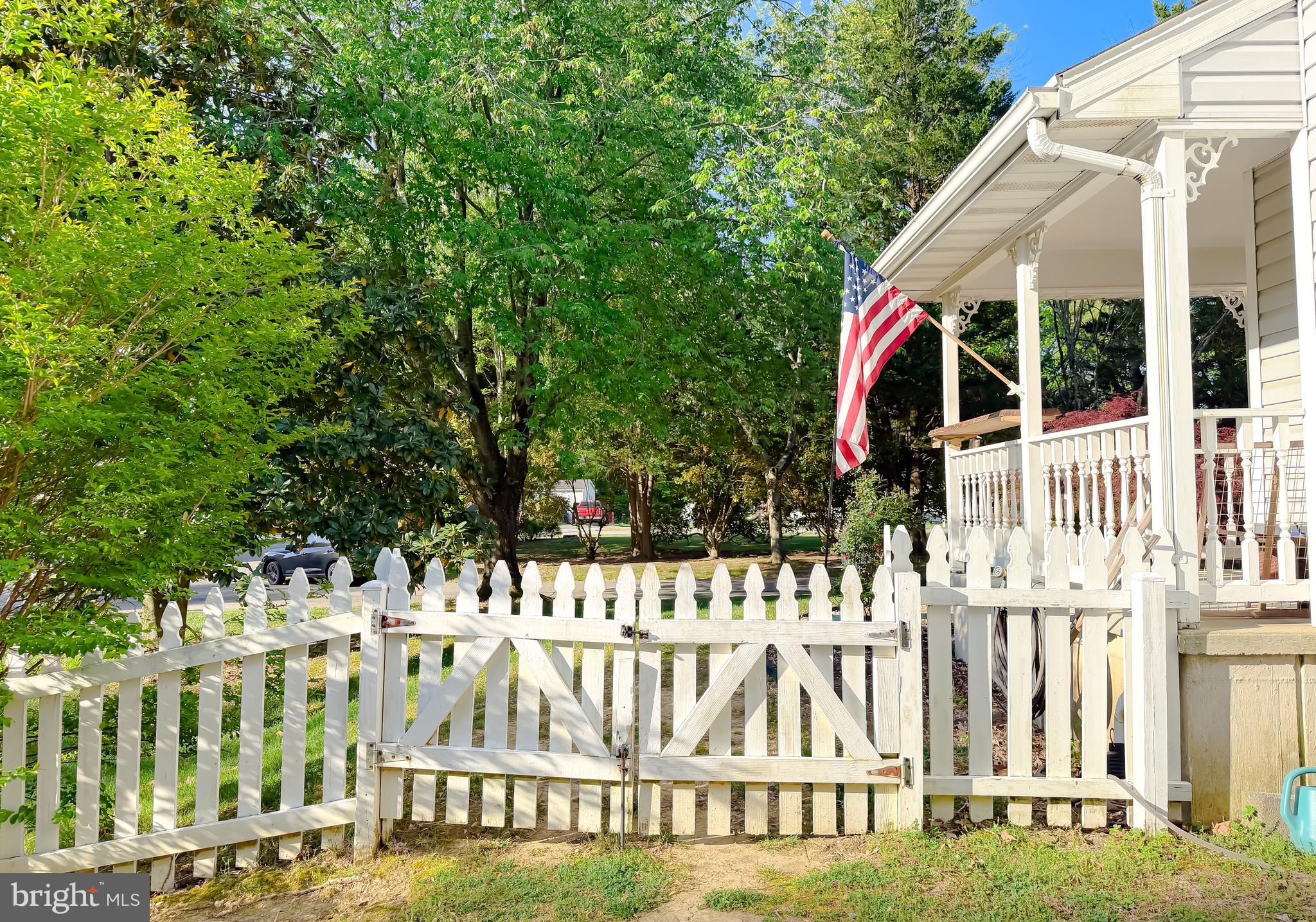 TWIN COVE - Residential