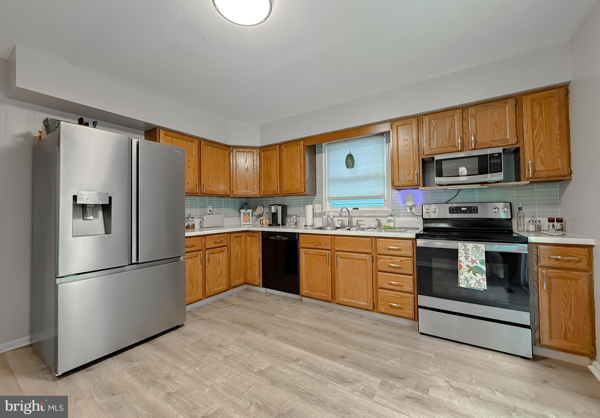 TWIN COVE - Residential