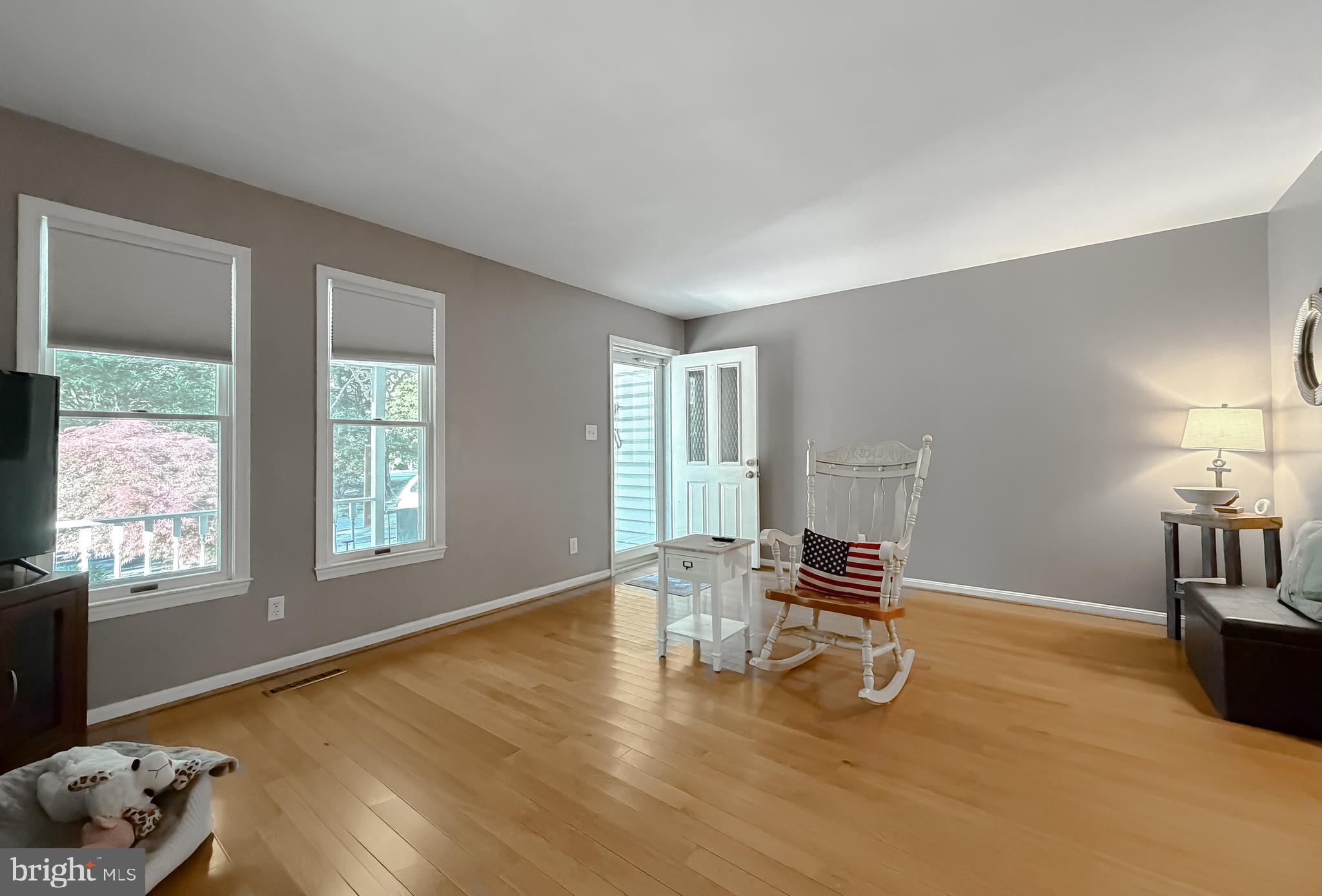 TWIN COVE - Residential