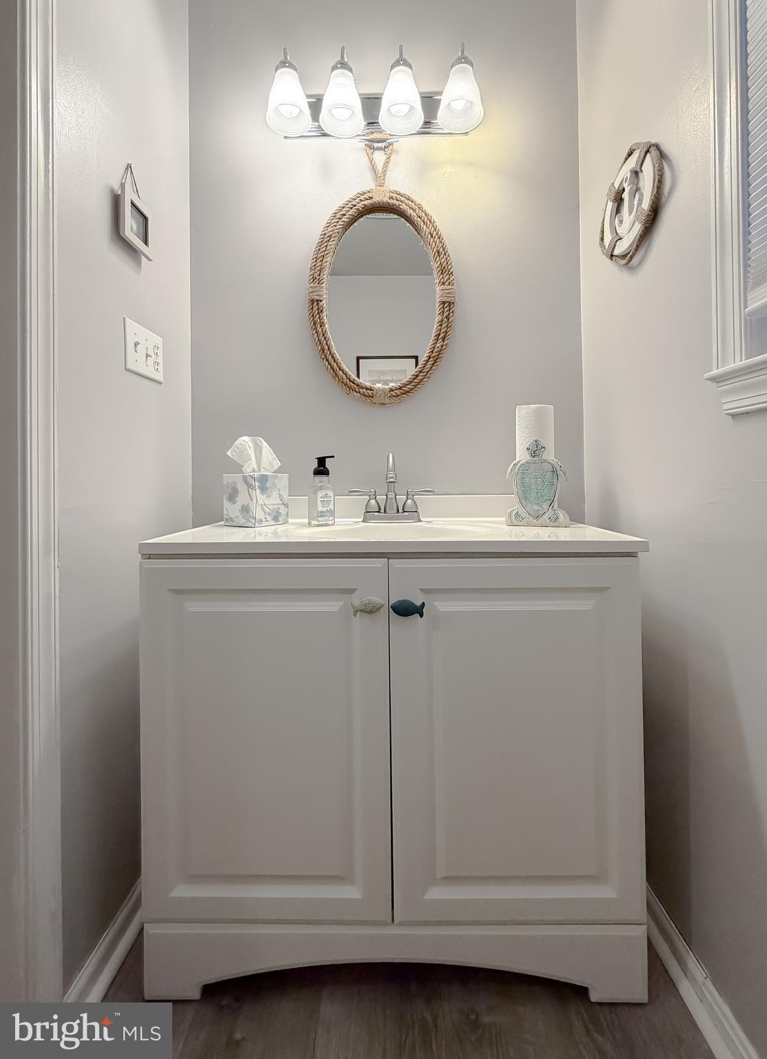 TWIN COVE - Residential