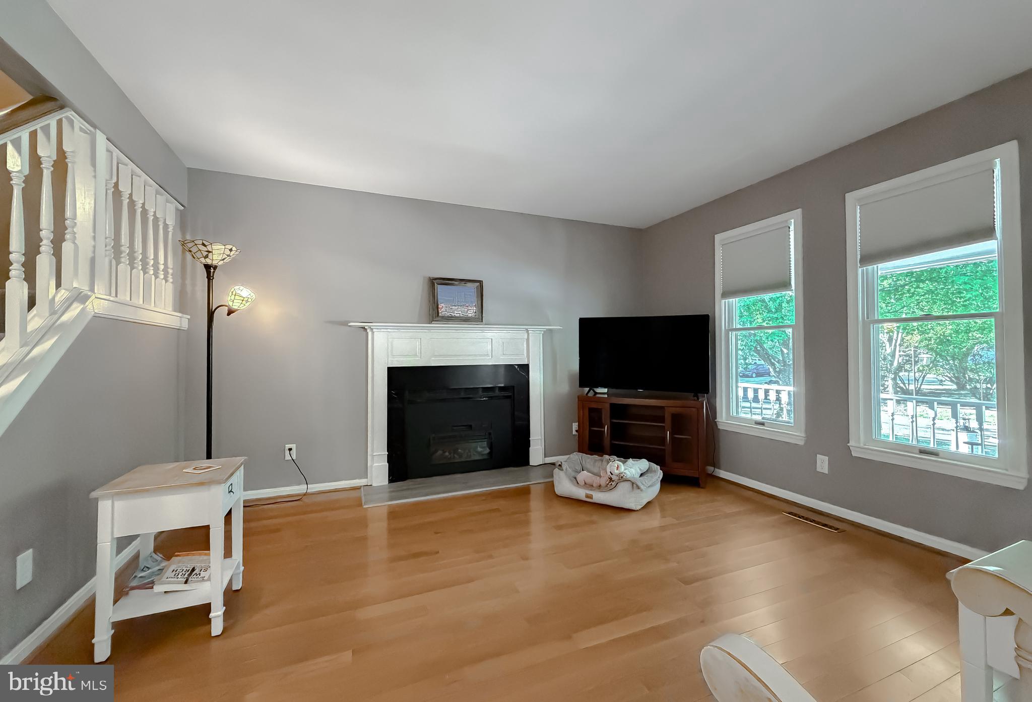 TWIN COVE - Residential