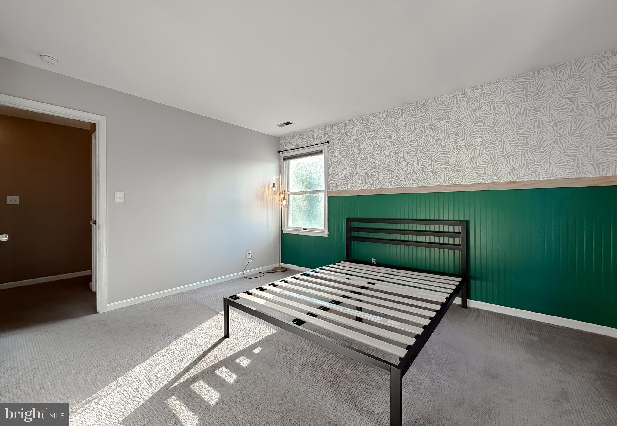 TWIN COVE - Residential