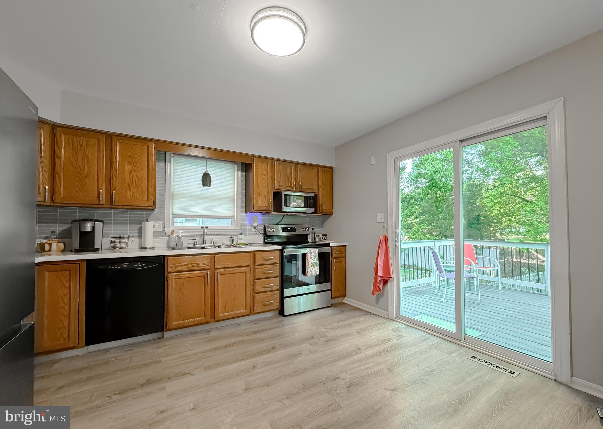 TWIN COVE - Residential