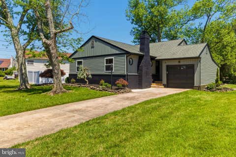 Photo of 124 Whitman Dr, TURNERSVILLE, NJ 08012 (MLS # NJGL2074150)
