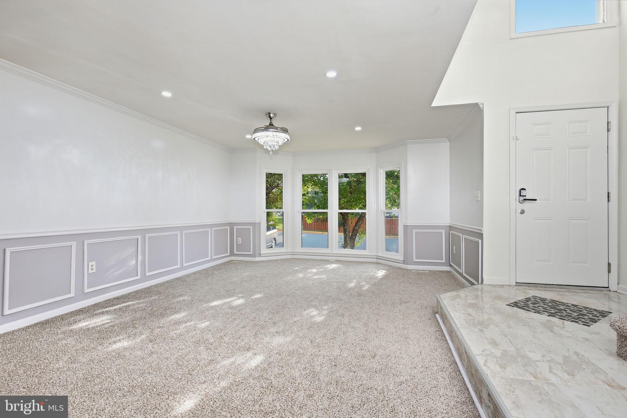 21881 SHALLOW ROCK SQUARE