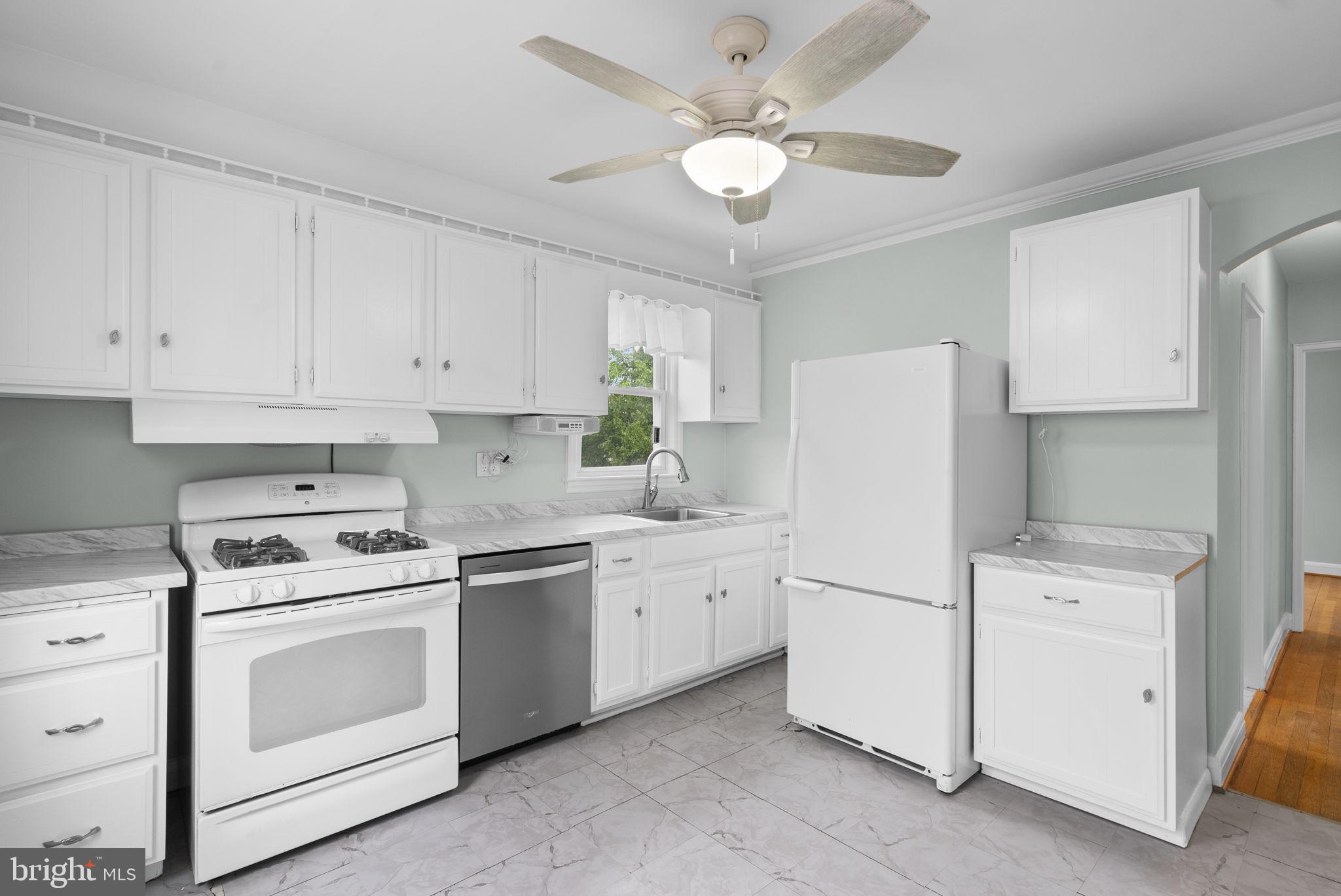 GLENMORE - Residential