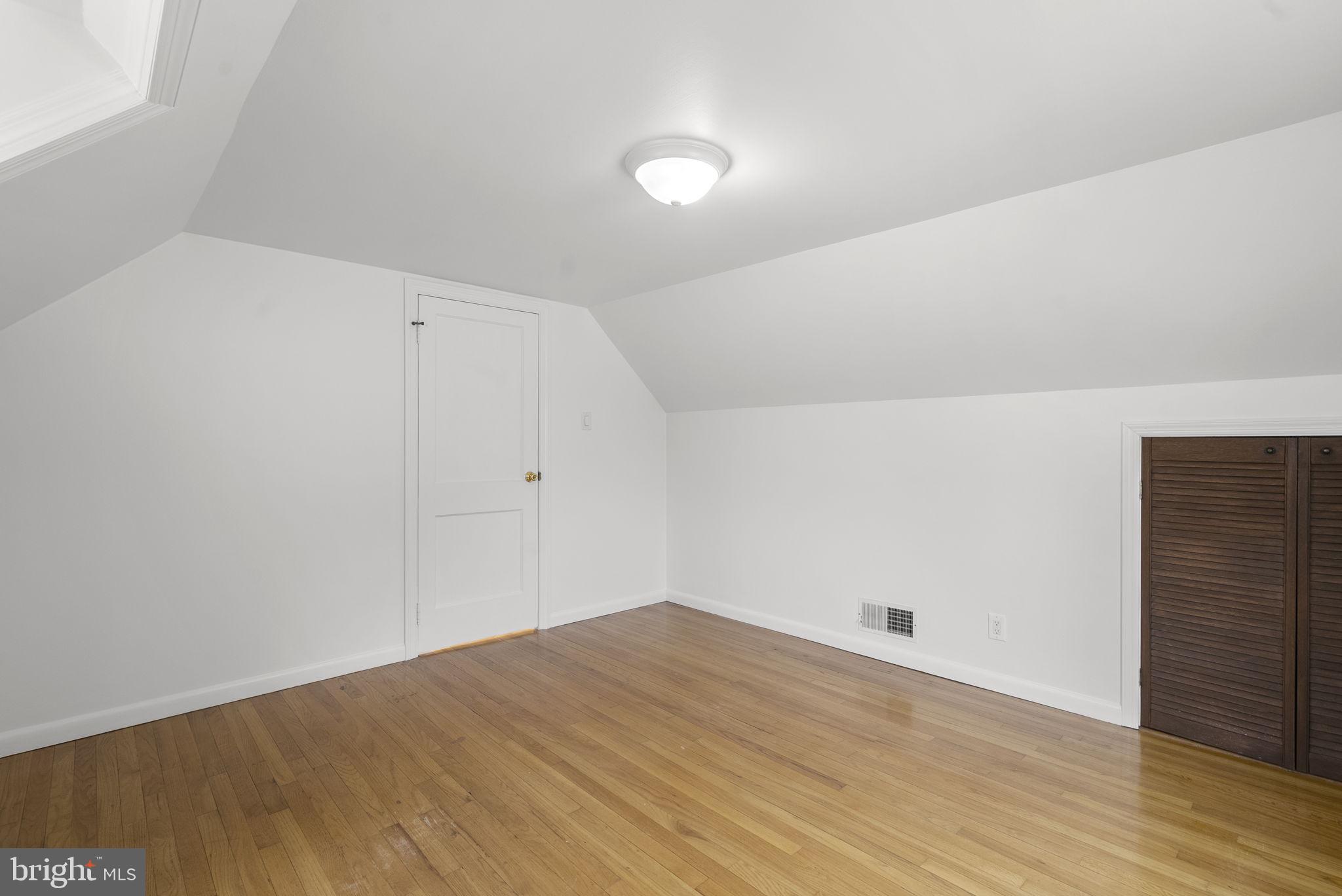 GLENMORE - Residential