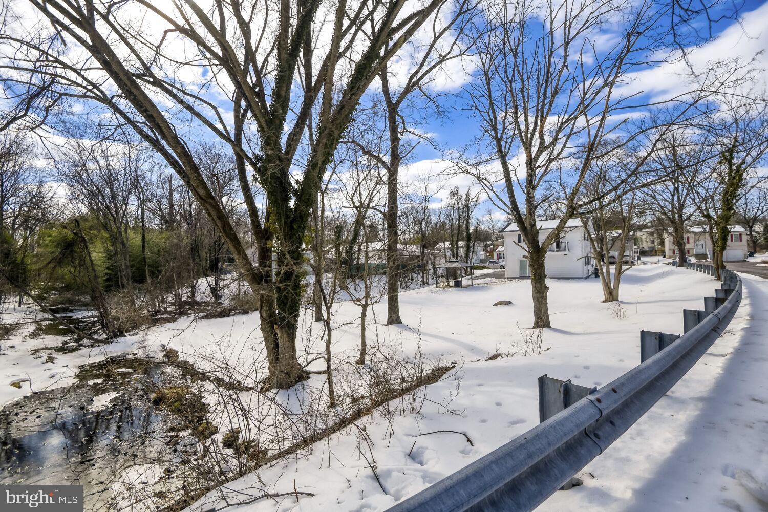 MELLINEE - Residential