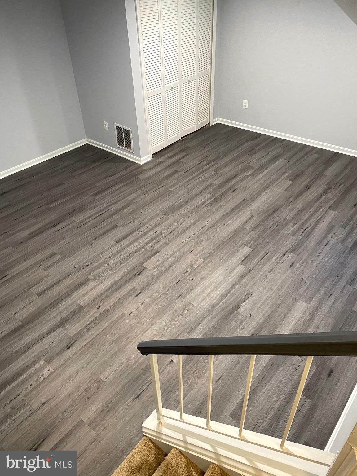 SARATOGA TOWNHOUSES - Residential Lease