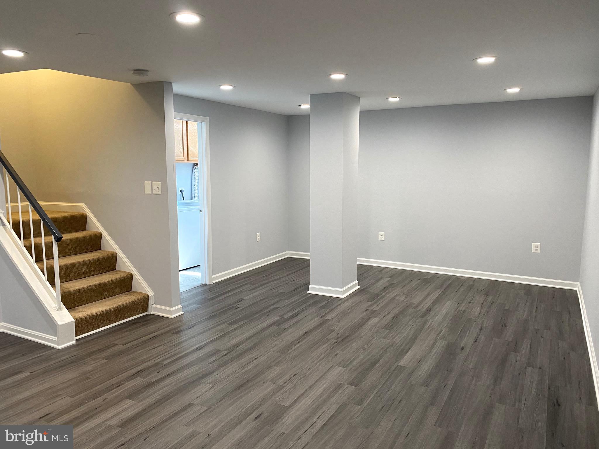 SARATOGA TOWNHOUSES - Residential Lease