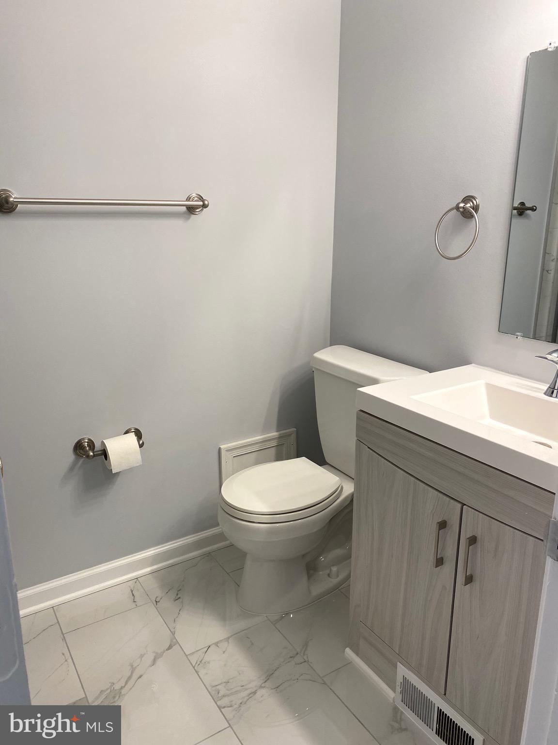 SARATOGA TOWNHOUSES - Residential Lease