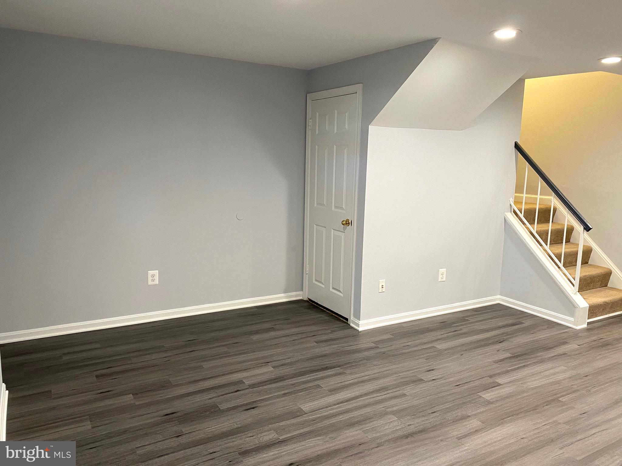 SARATOGA TOWNHOUSES - Residential Lease