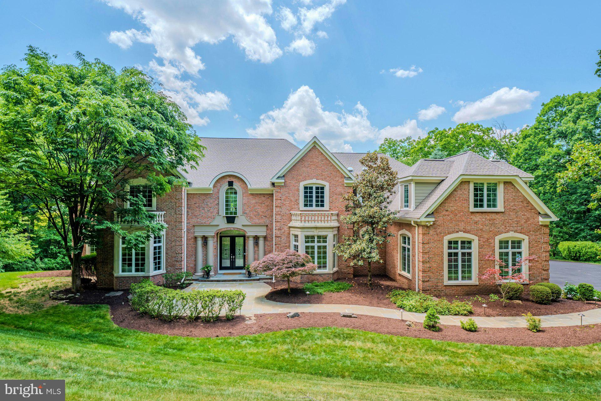 BEACON HILL - Residential