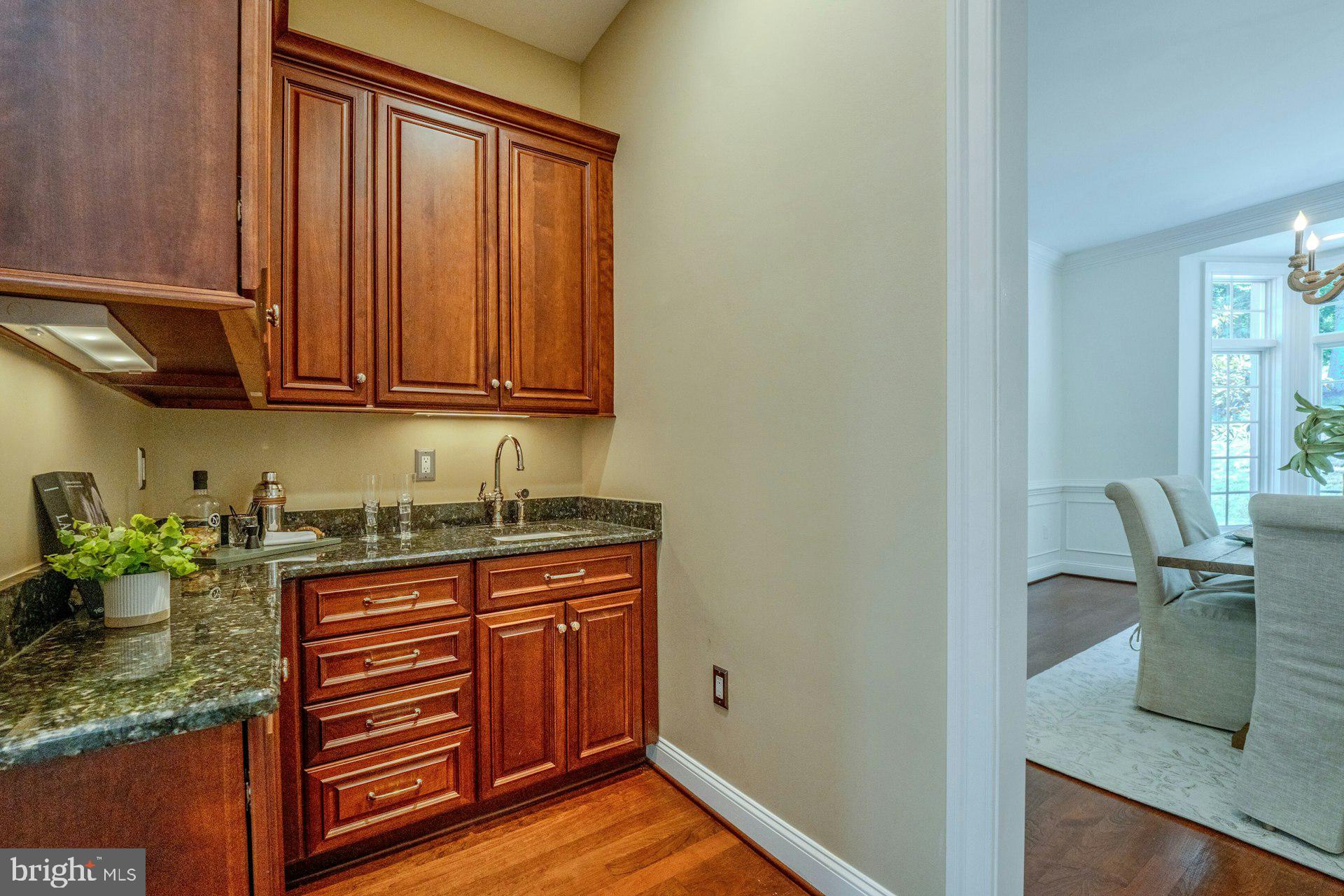 BEACON HILL - Residential