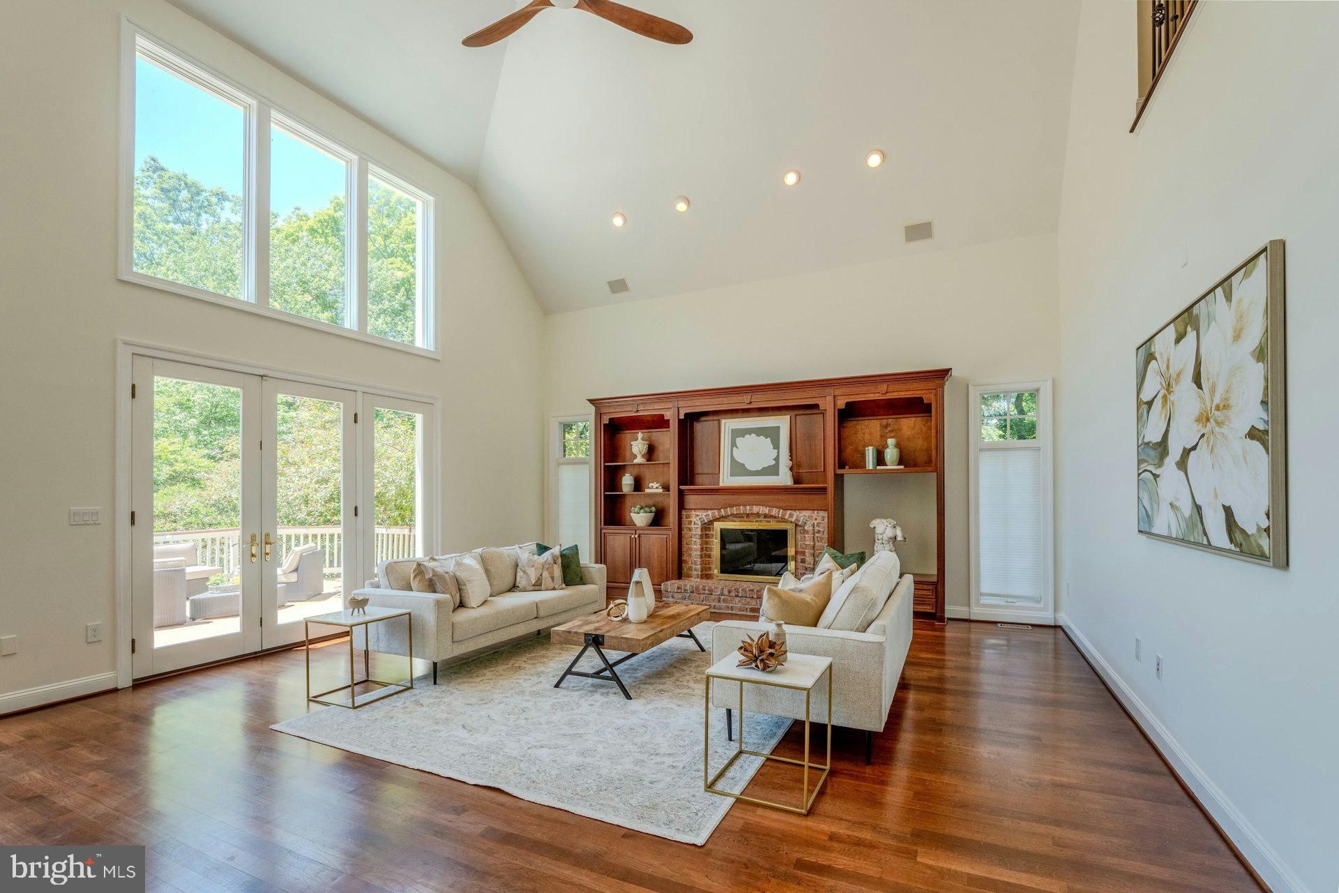 BEACON HILL - Residential
