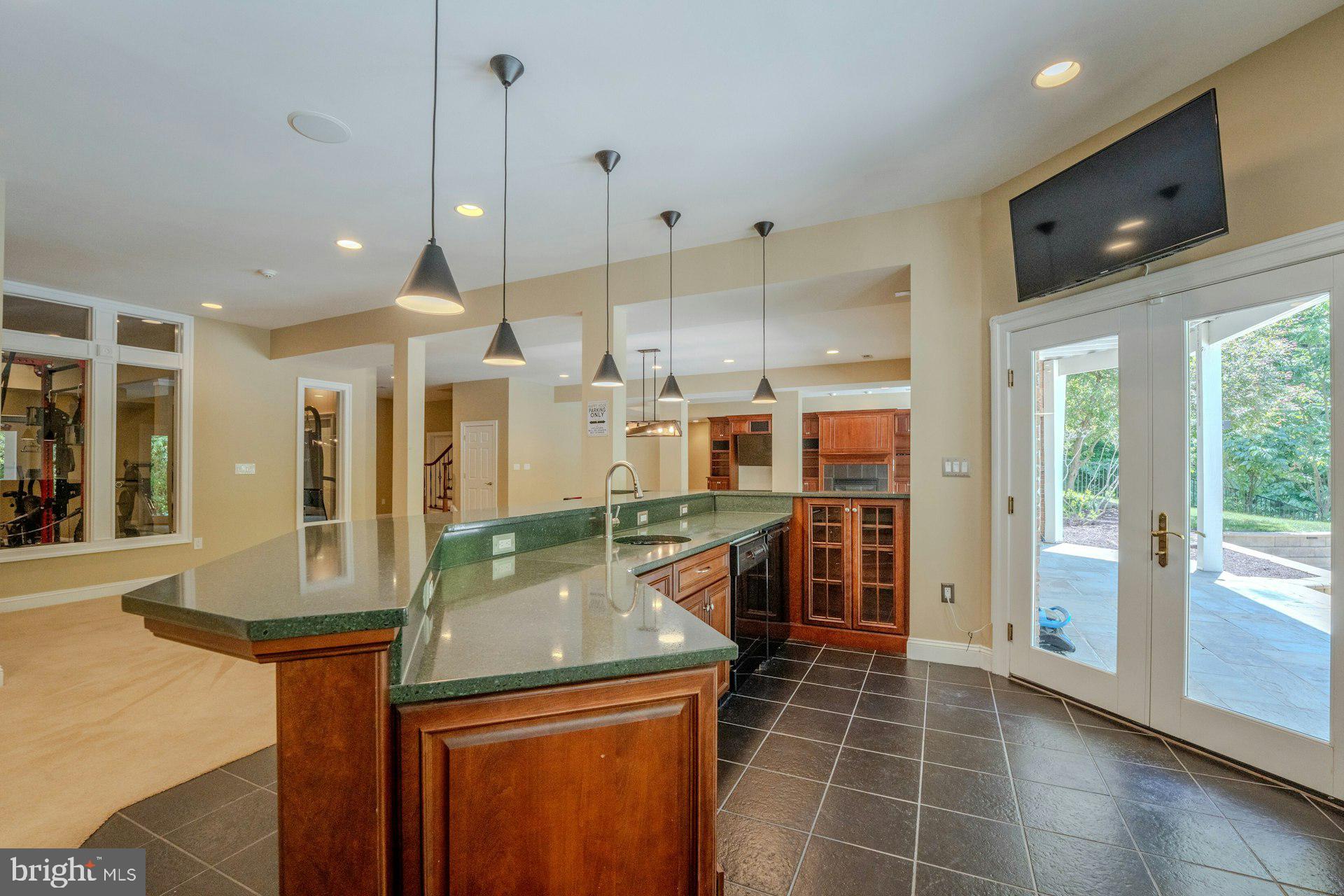 BEACON HILL - Residential