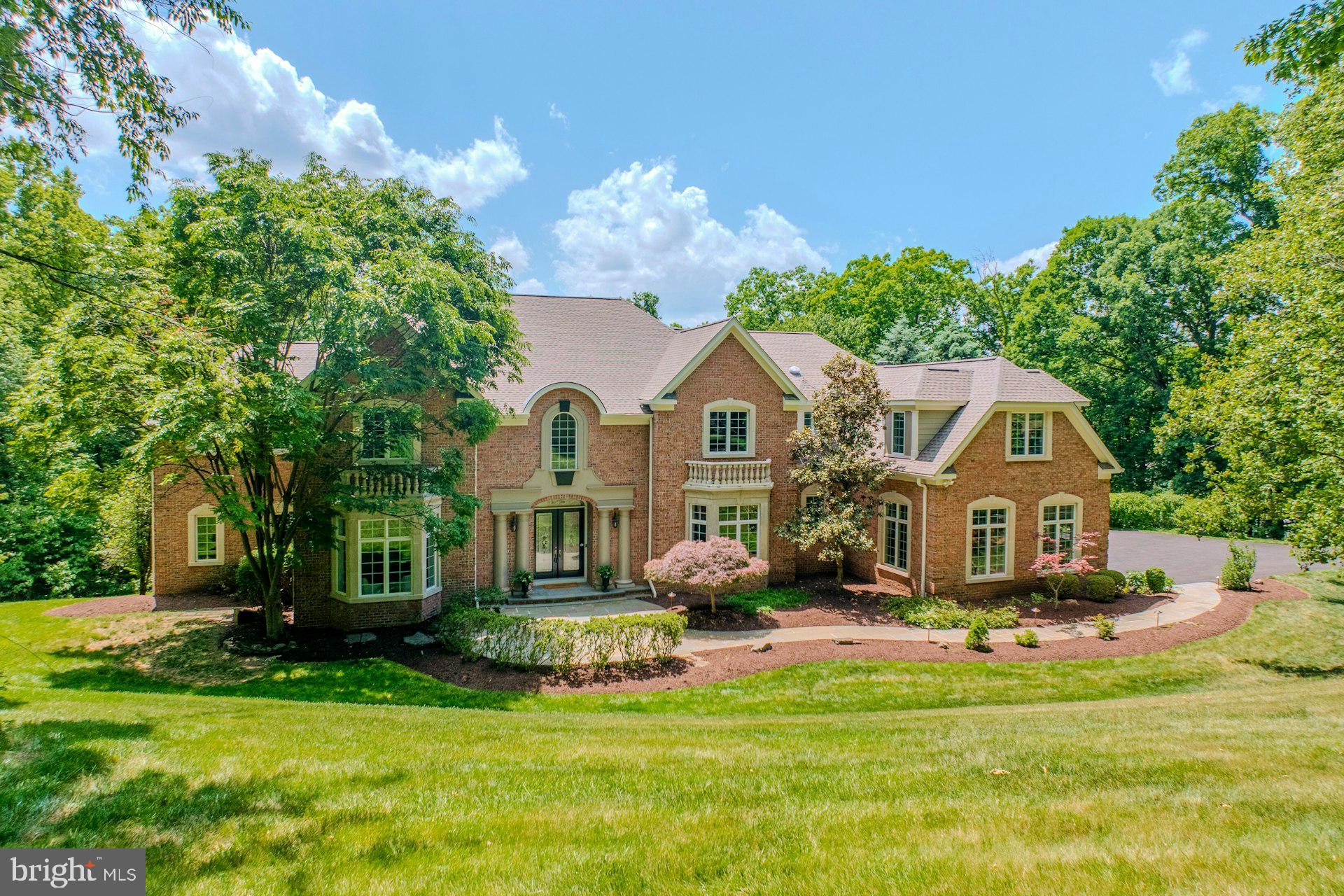 BEACON HILL - Residential