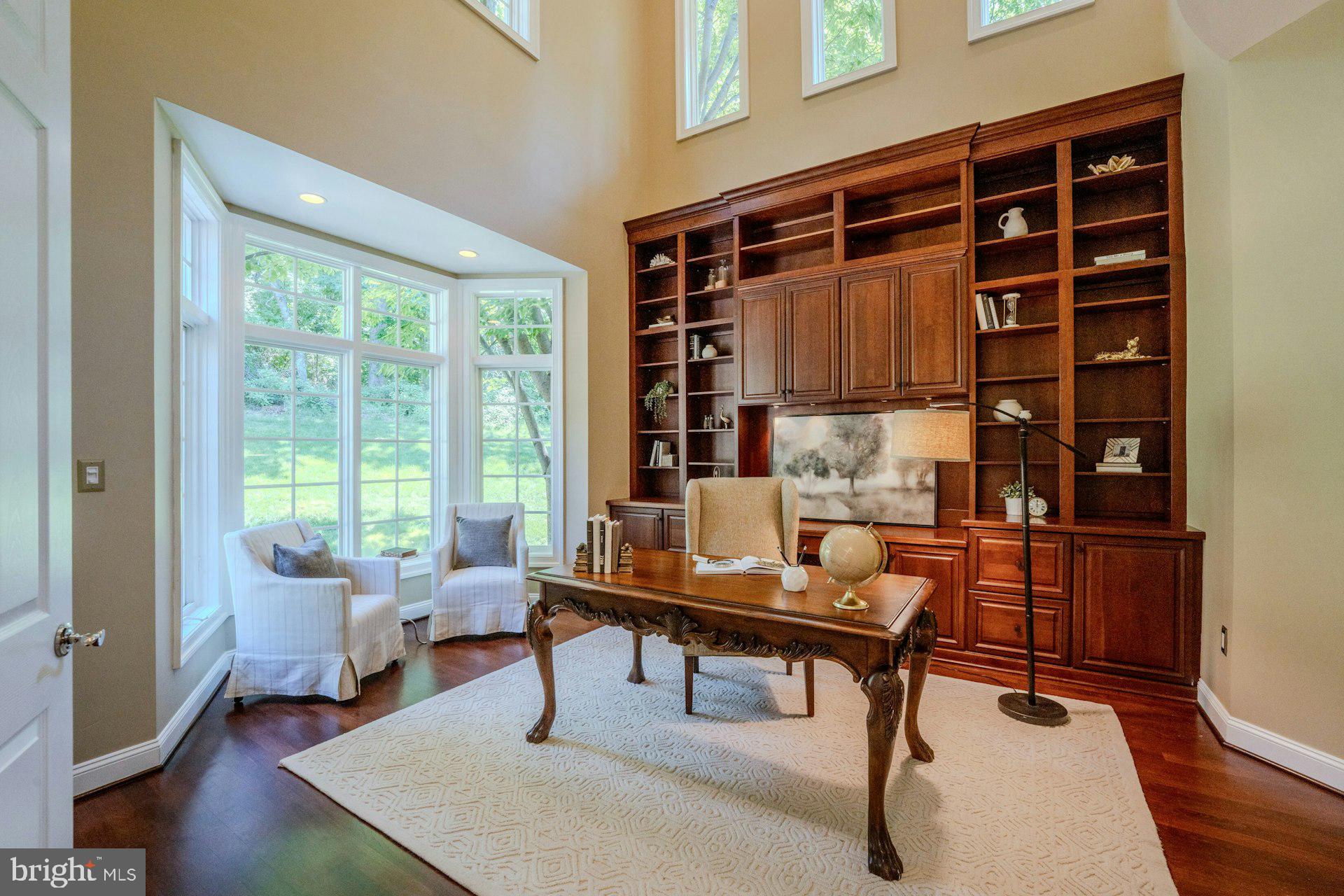 BEACON HILL - Residential