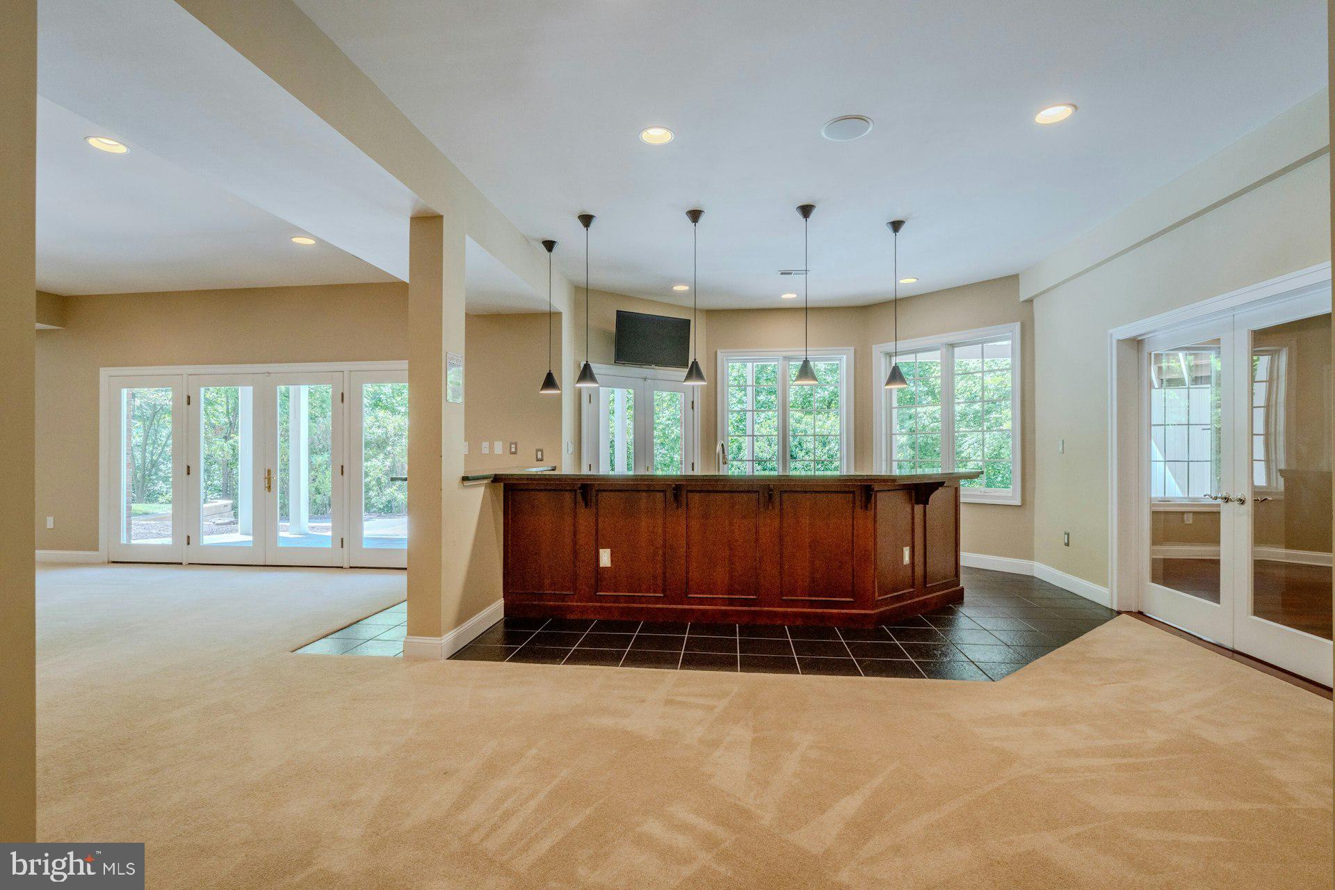 BEACON HILL - Residential