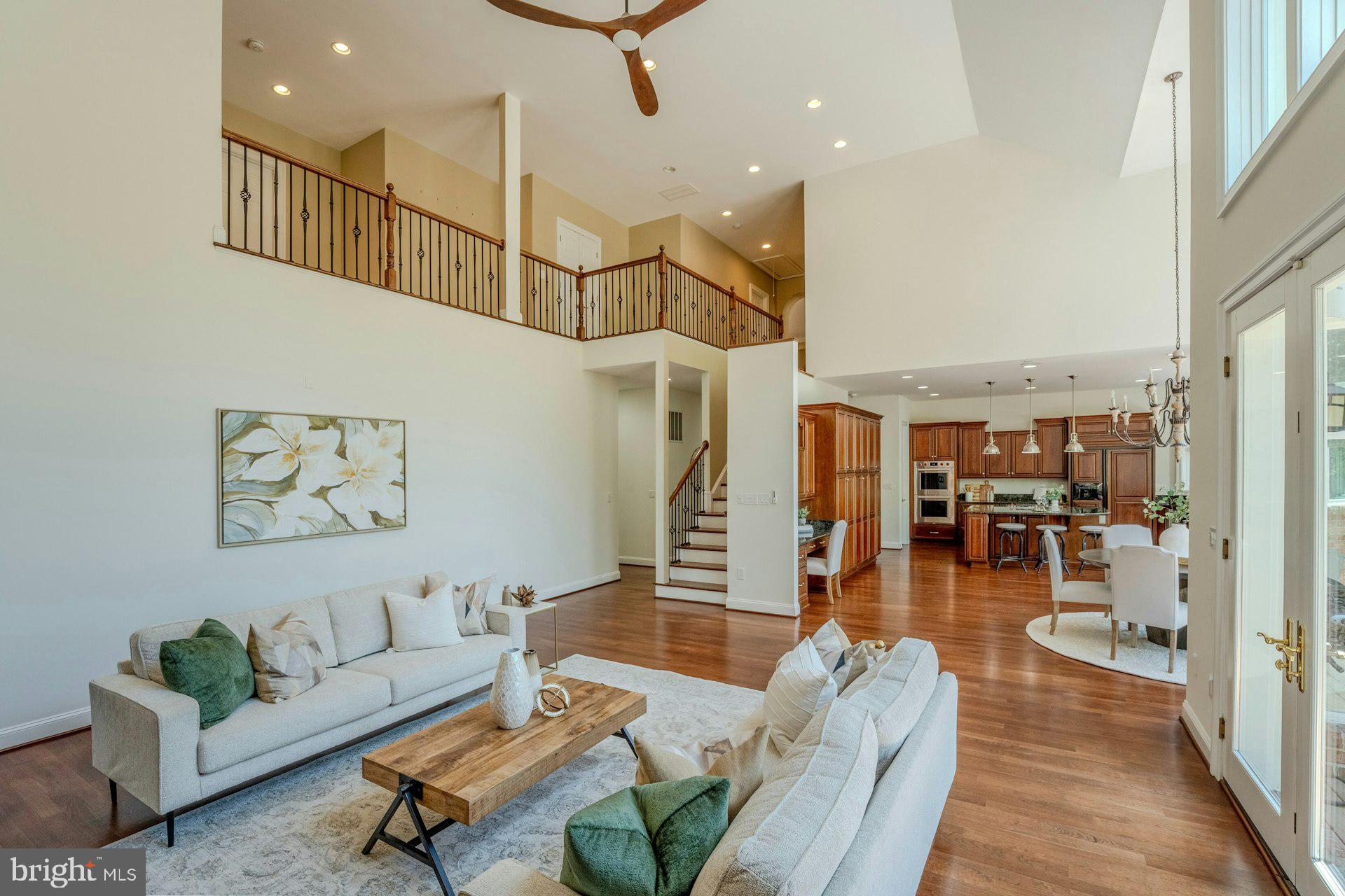 BEACON HILL - Residential
