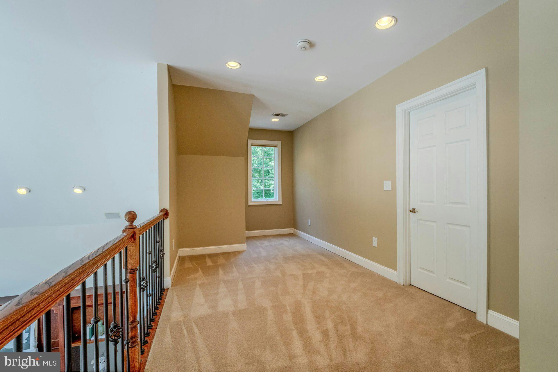 BEACON HILL - Residential