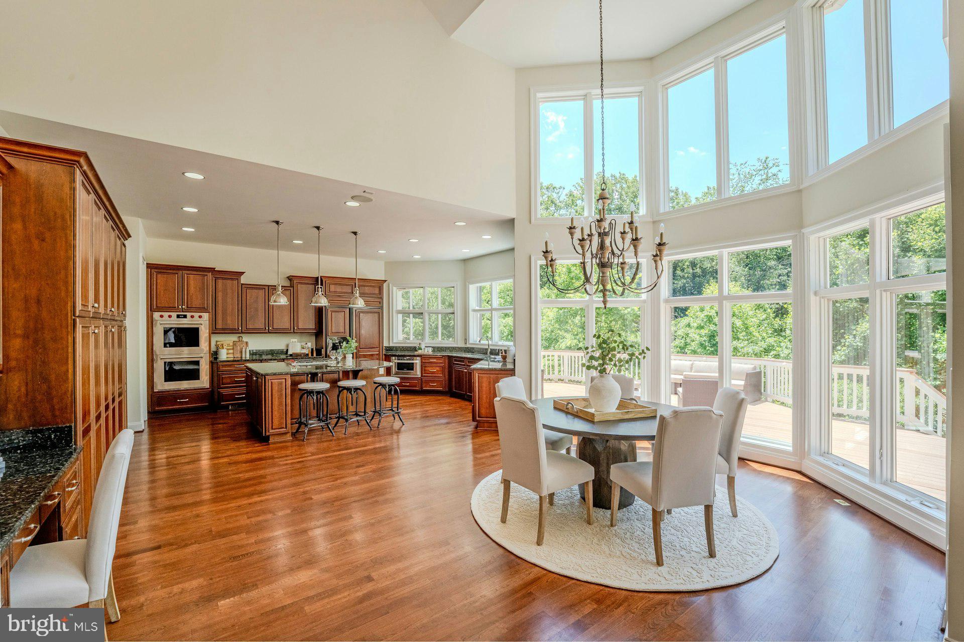 BEACON HILL - Residential