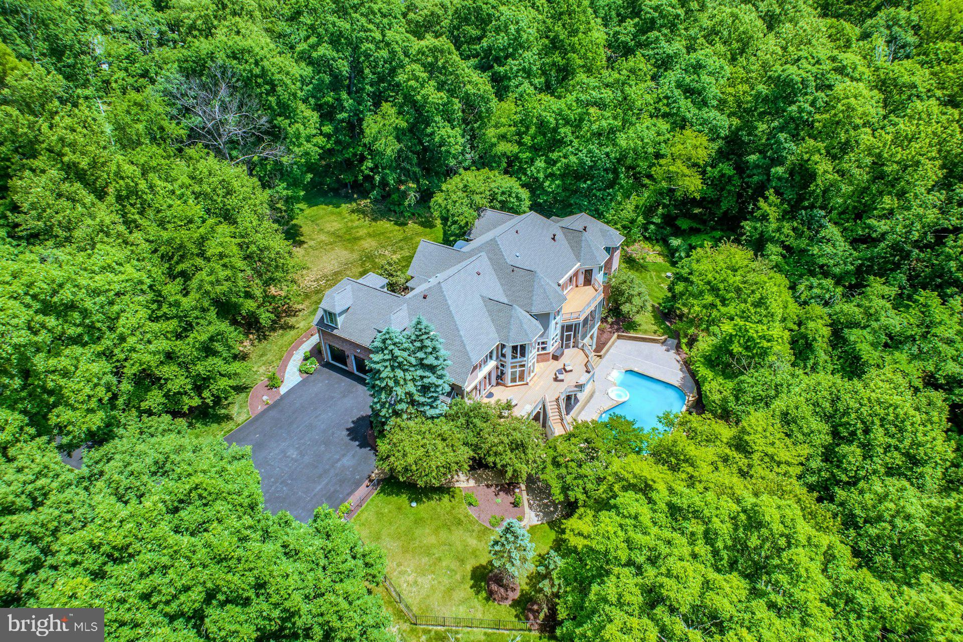 BEACON HILL - Residential