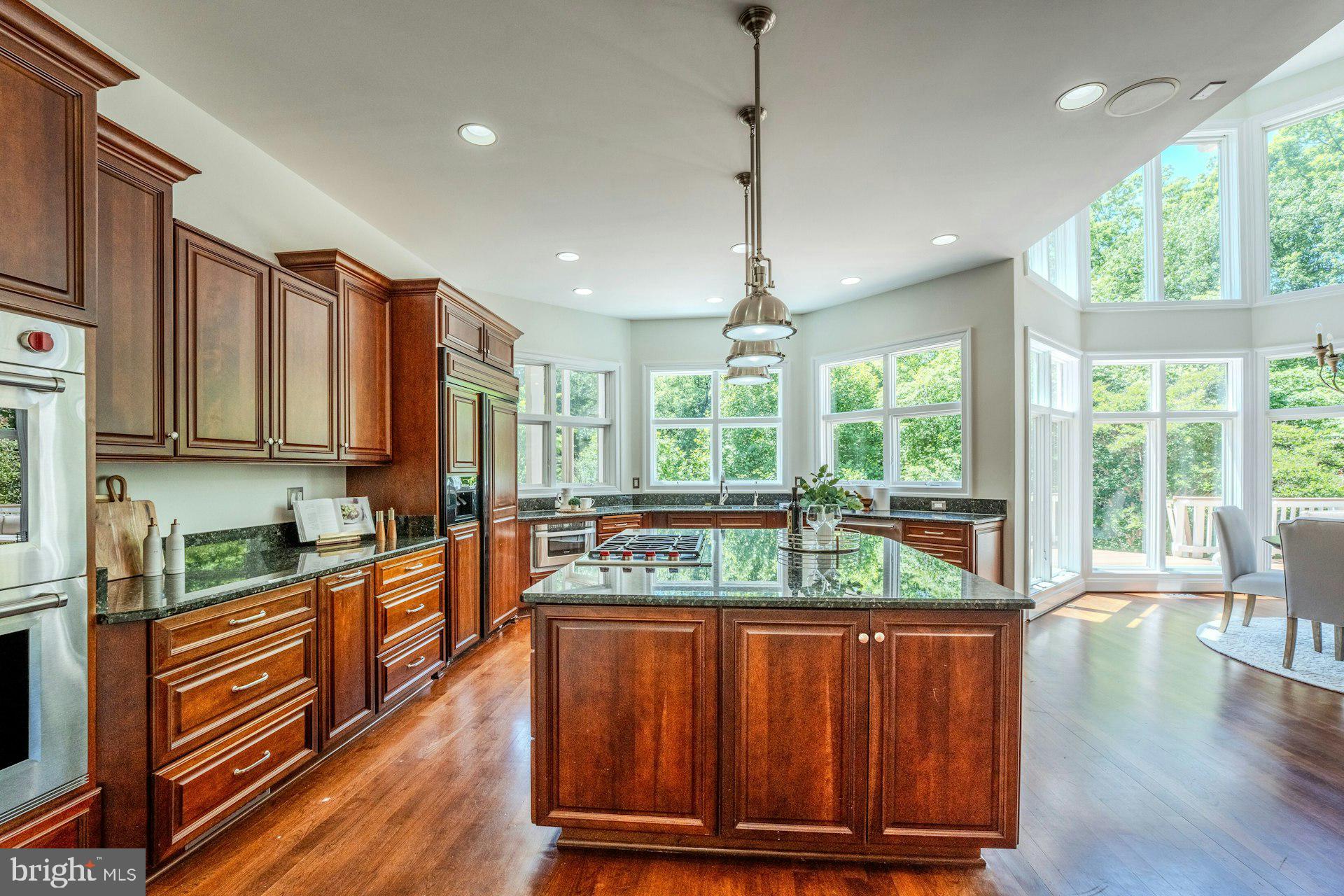 BEACON HILL - Residential