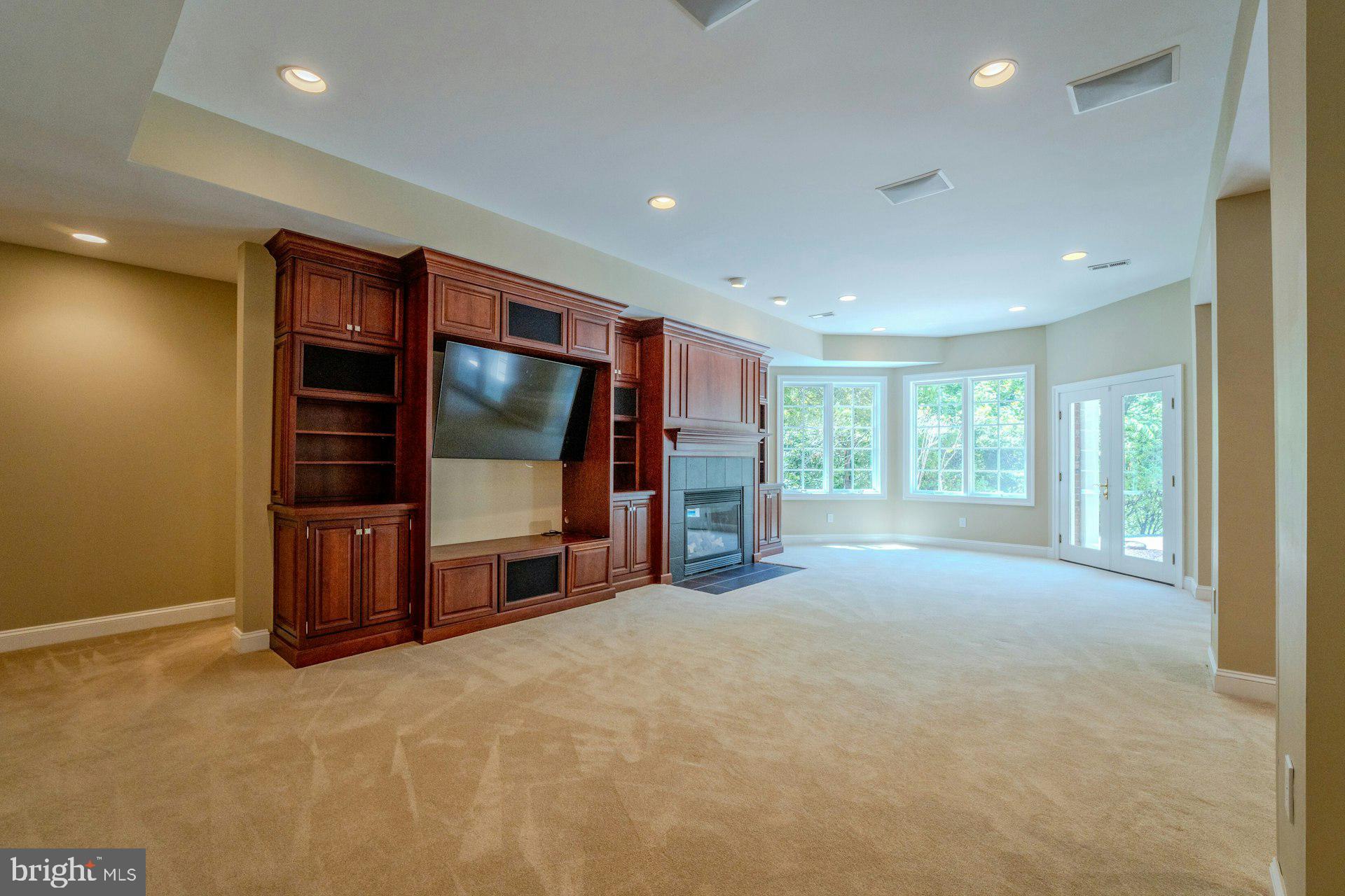BEACON HILL - Residential