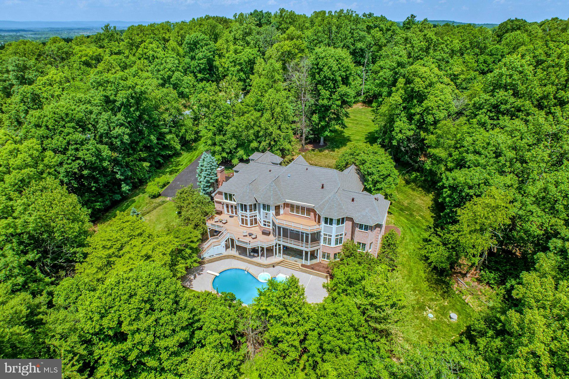 BEACON HILL - Residential