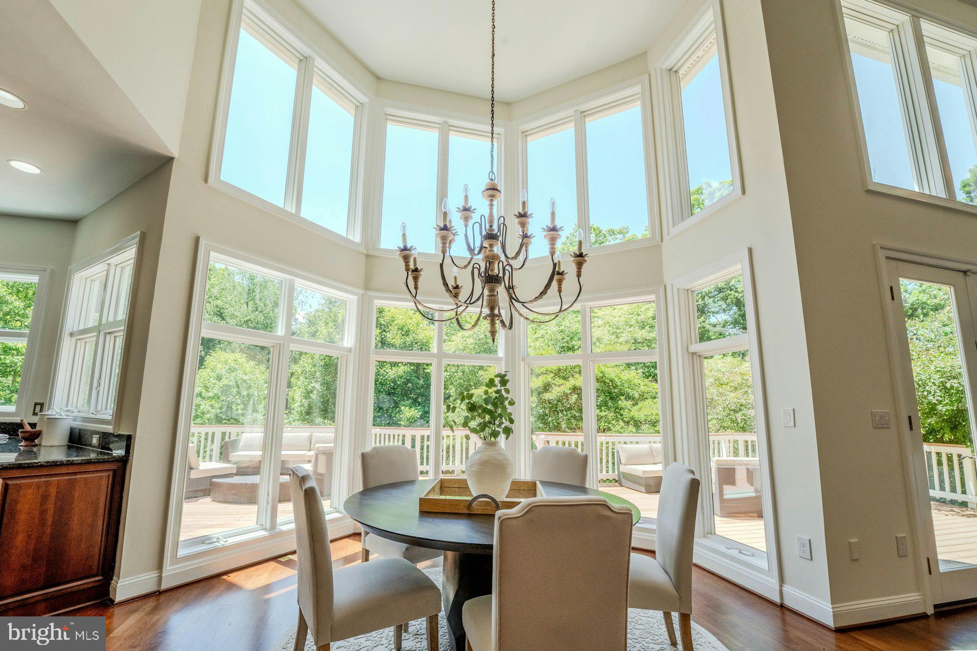 BEACON HILL - Residential