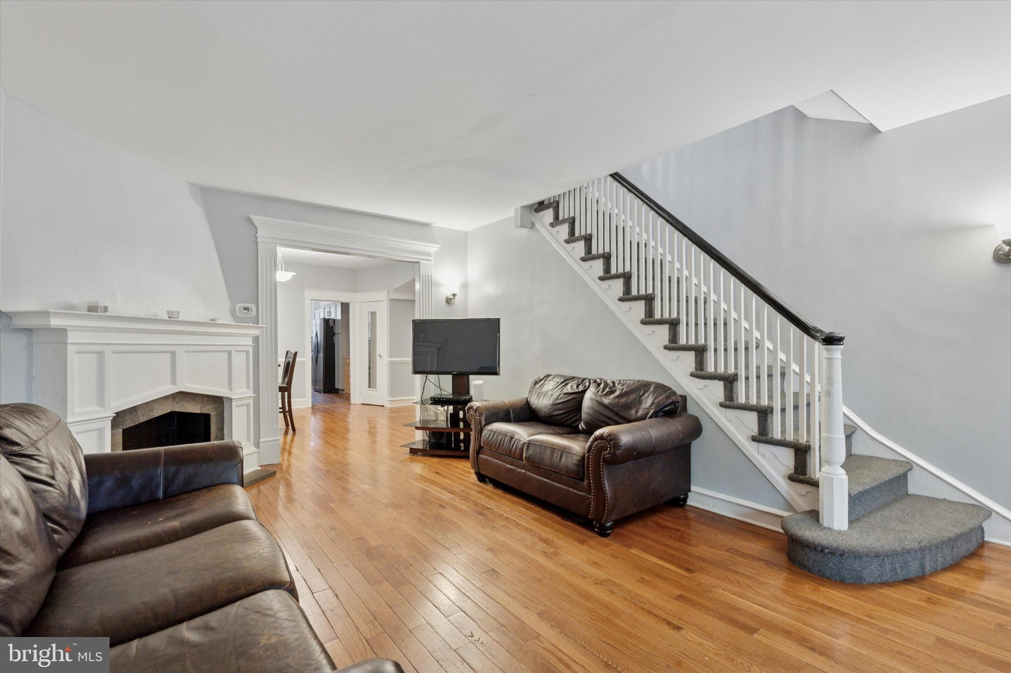 MAYFAIR - Residential