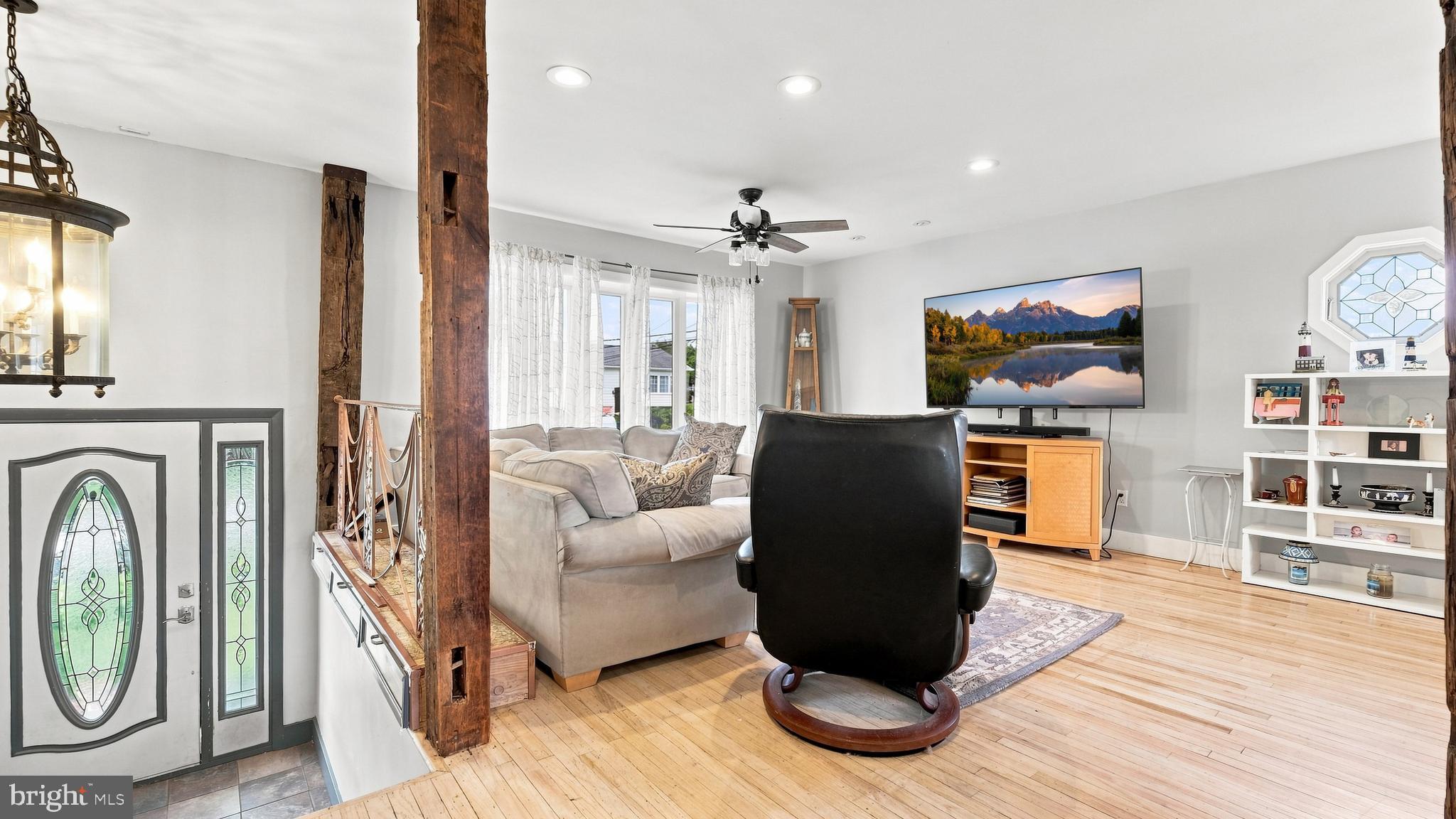 445 PATTON DRIVE